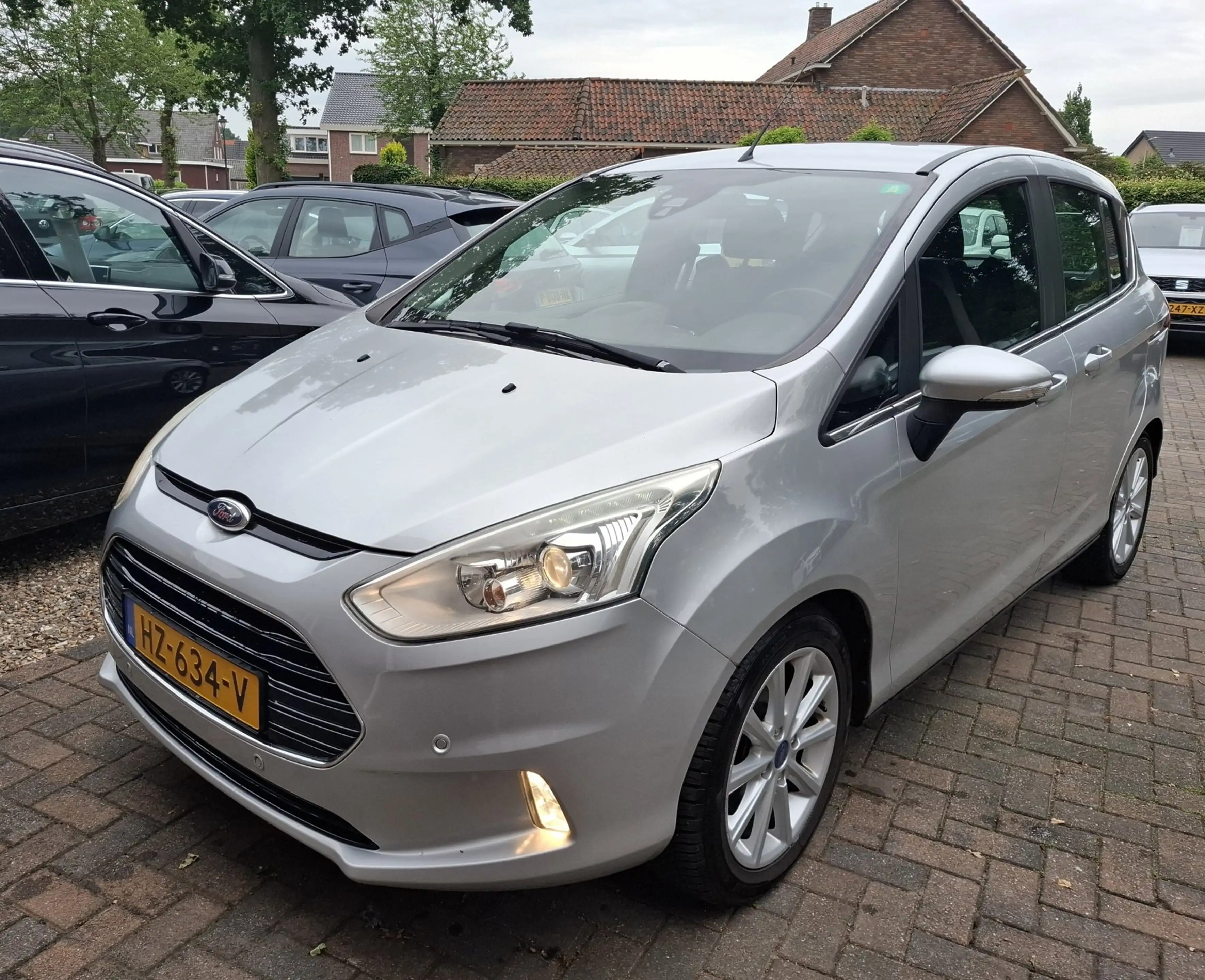 Ford B-Max 1.0 EcoBoost Titanium. Nieuwe distributieriem + gr — photo 14