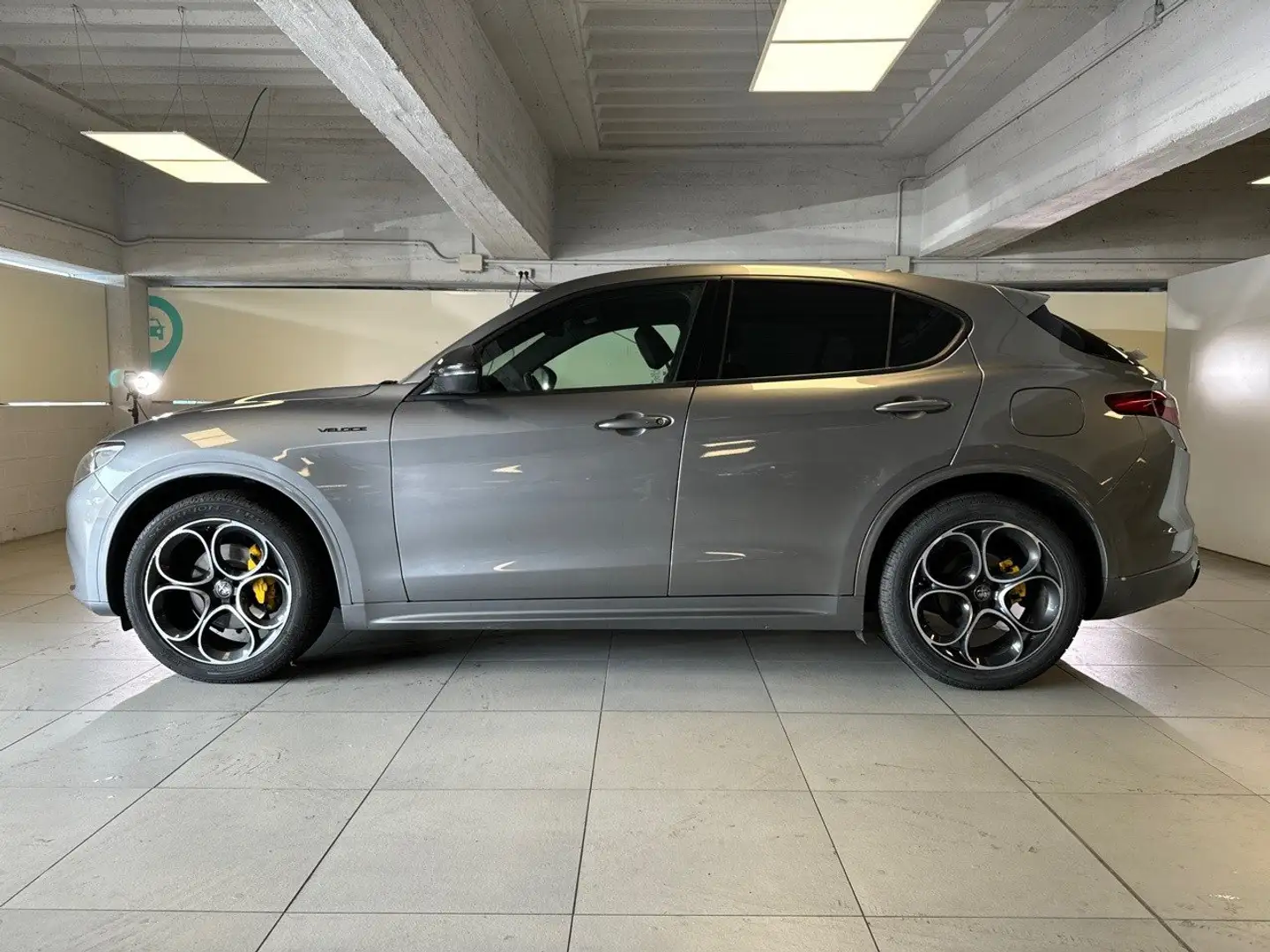 Alfa Romeo Stelvio 2.2 Turbo Diesel 210CV Veloce AT8 Q4 Grigio - 2