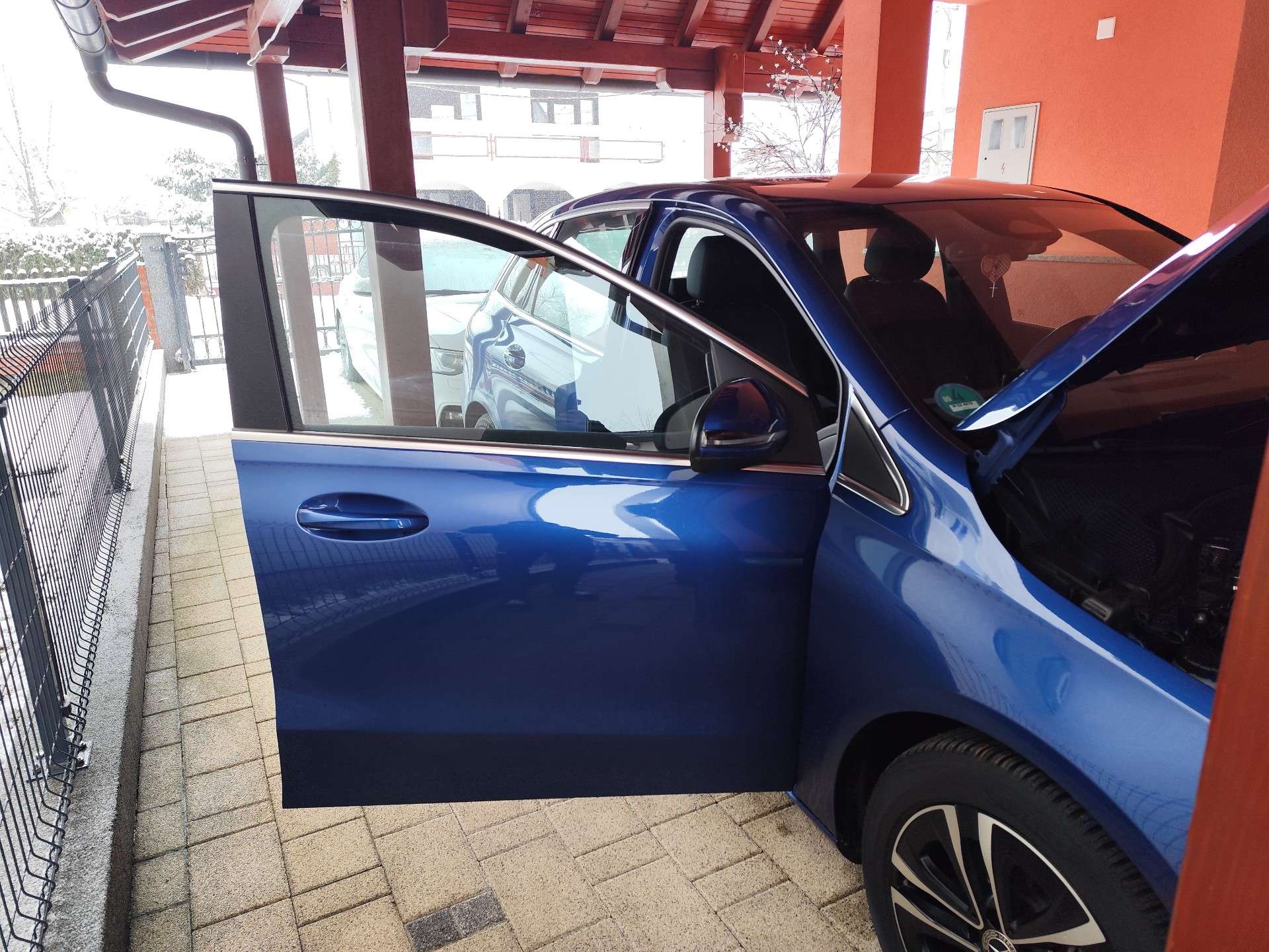 Second hand Mercedes Benz B-Class 220