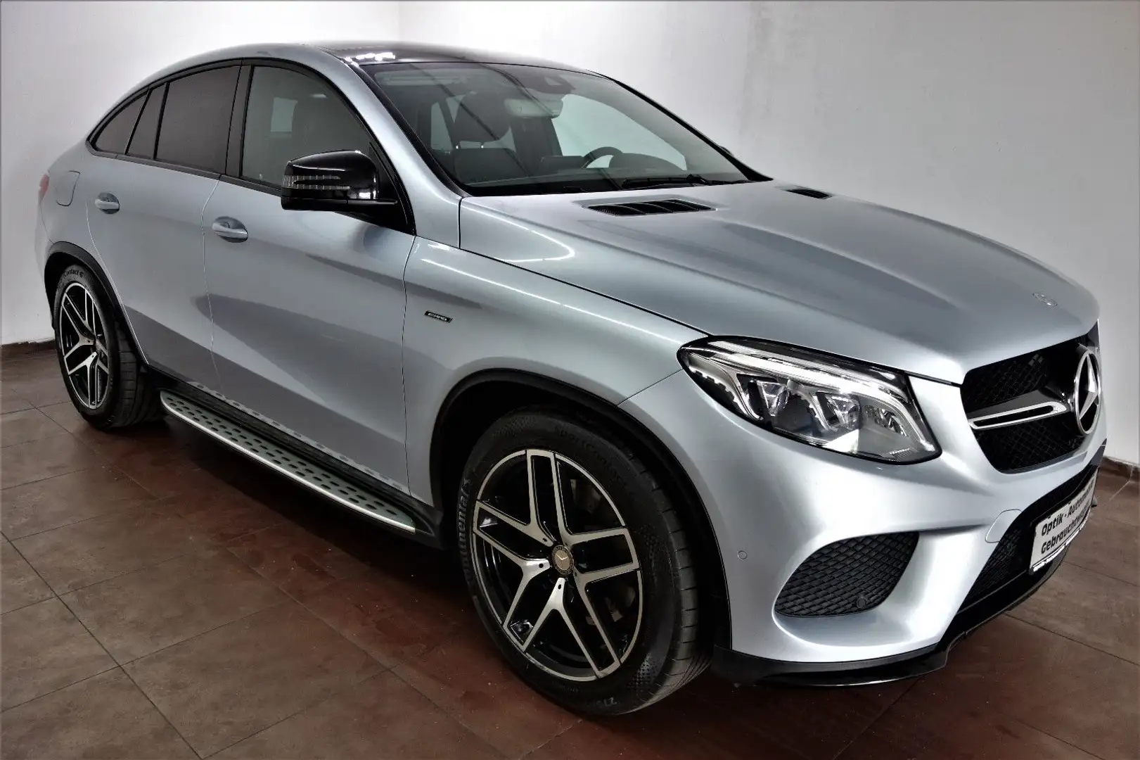 Mercedes-Benz GLE 43 AMG 4Matic Pano/Airmatic/Night/LED/21-Zol srebrna - 1