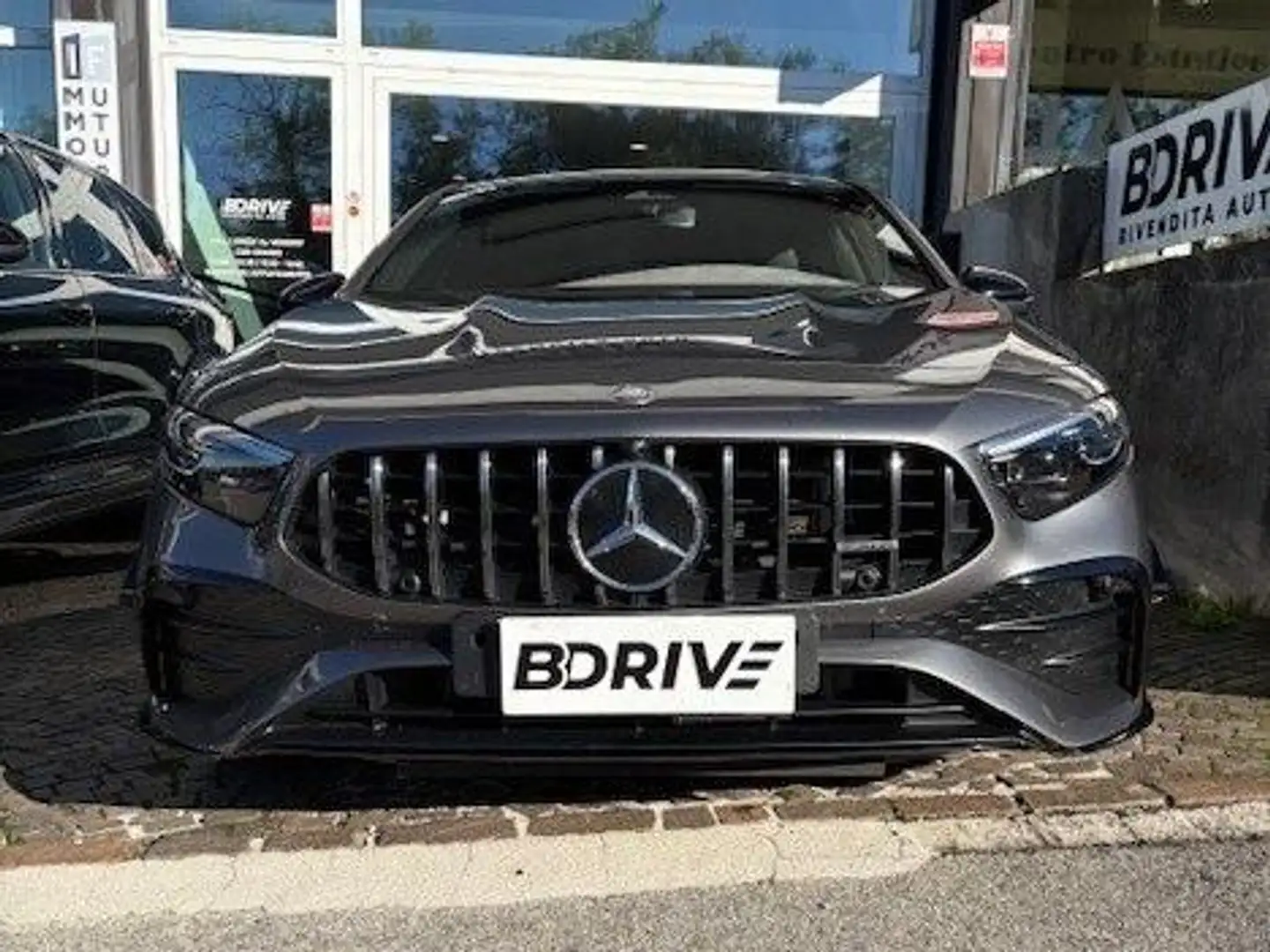 Mercedes-Benz A 35 AMG A AMG 35 SEDAN 4matic auto Grau - 1
