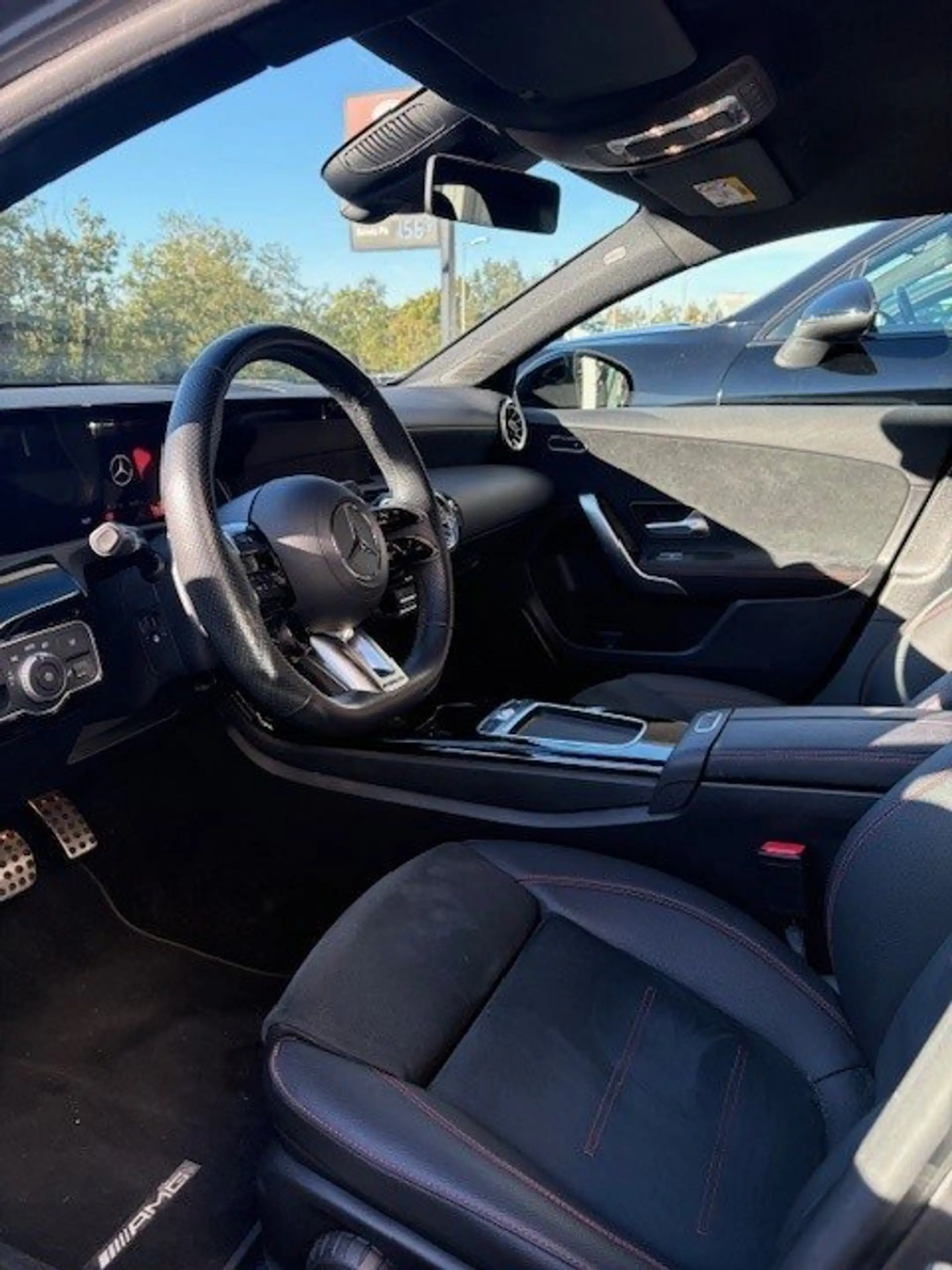 Mercedes-Benz A 35 AMG A AMG 35 SEDAN 4matic auto — photo 9