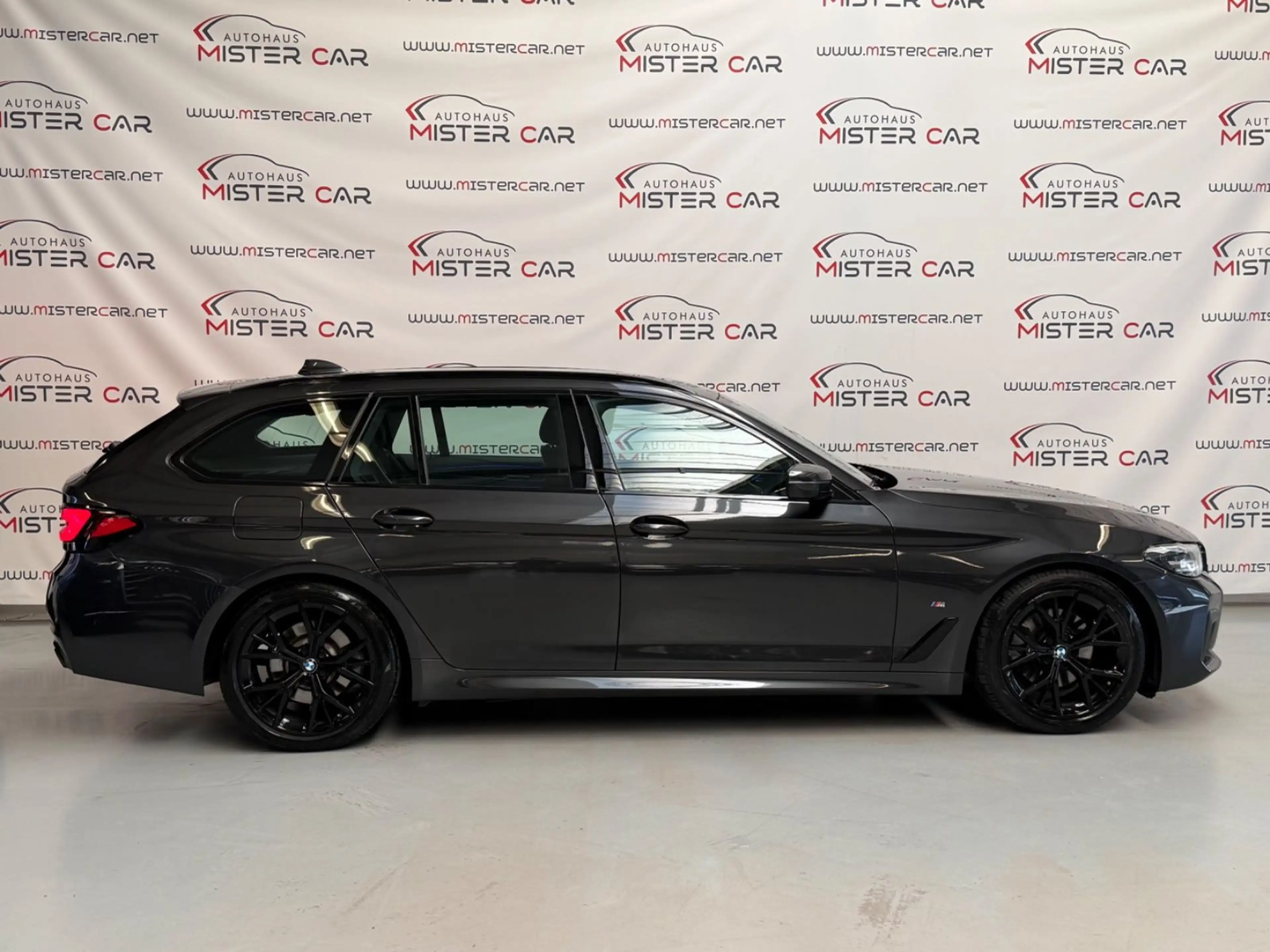 BMW 520 d M Sport ACC/LED/DIGI/KAM/SPUR/TOT/NAVI/19 — photo 5