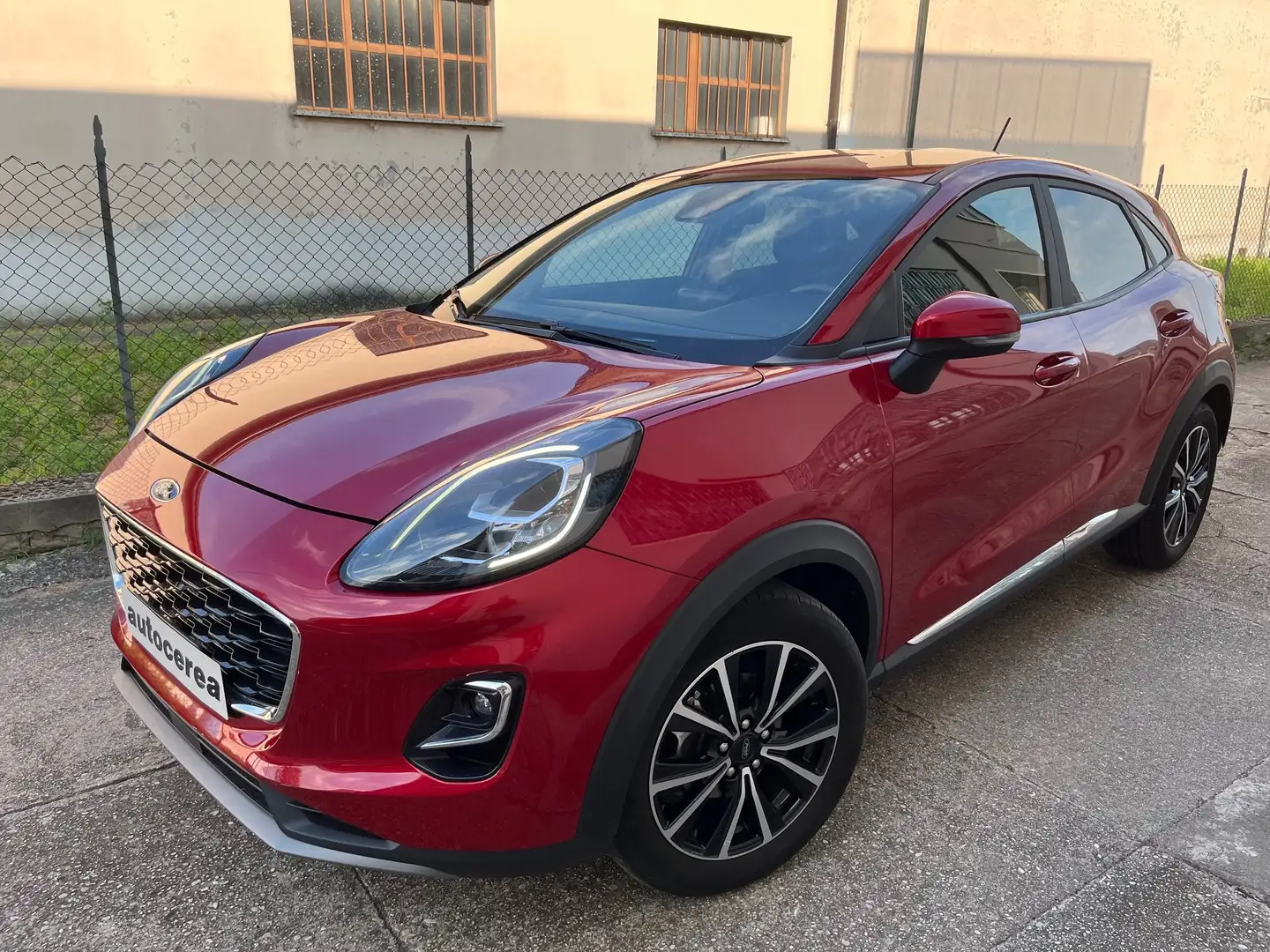 Ford Puma 1.000 HYBRID ECOBOOST TITANIUM - Rojo - 1