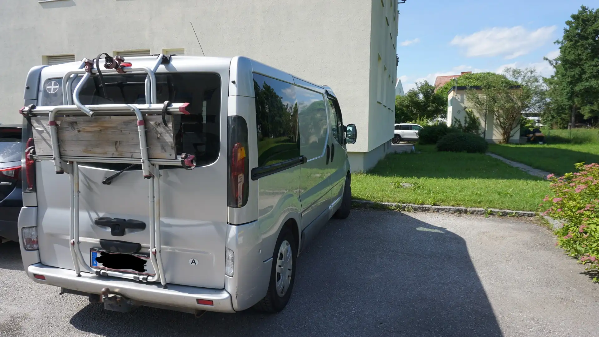 Renault Trafic CAMPER Silber - 2