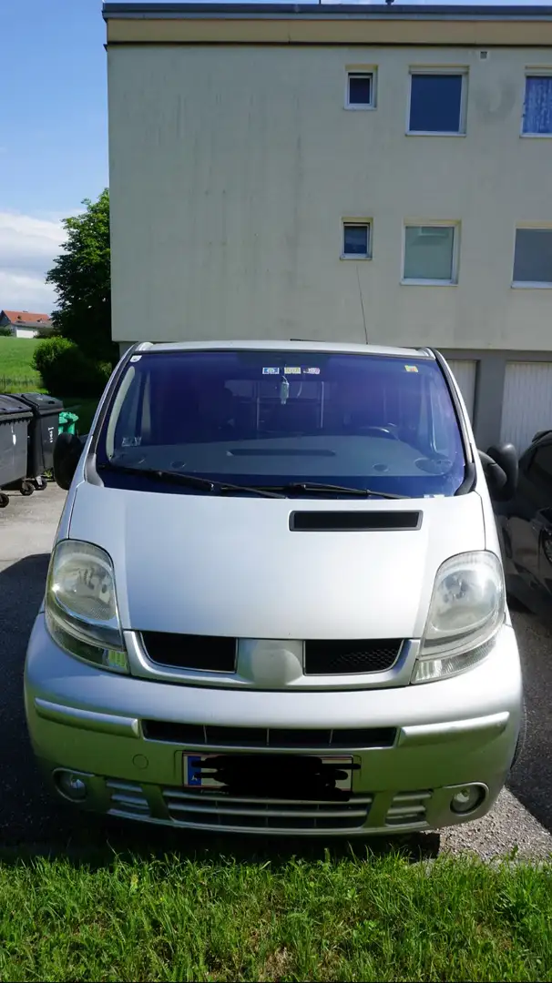 Renault Trafic CAMPER Silber - 1