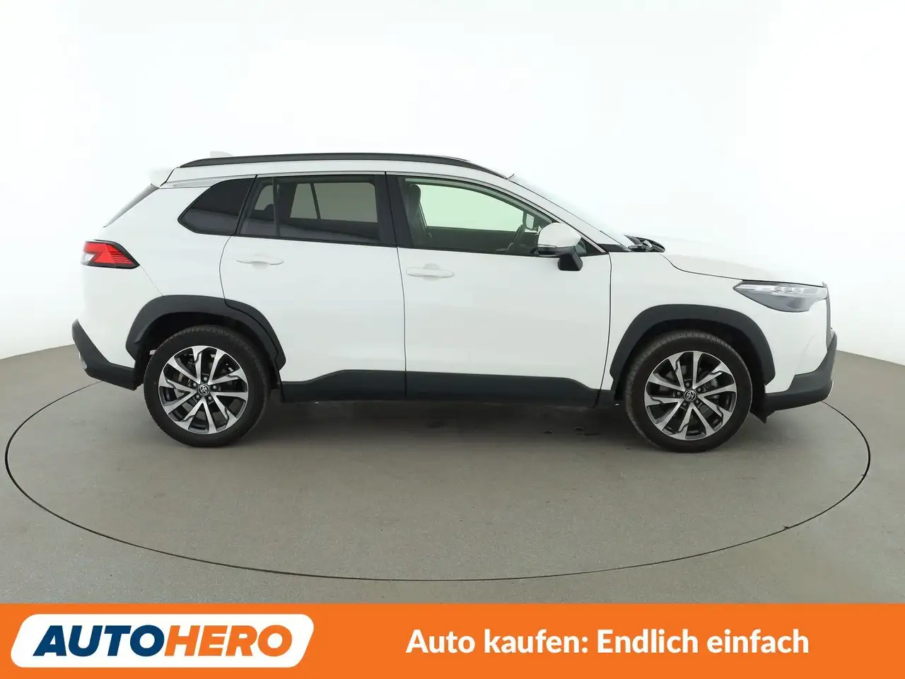 Toyota Corolla Cross 1.8 Hybrid FWD Team Deutschland Aut.*LED*ACC*CAM*, миниатюра 7