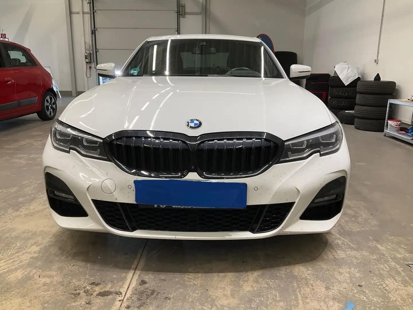 BMW 318 318i Aut. M Sport Alb - 2
