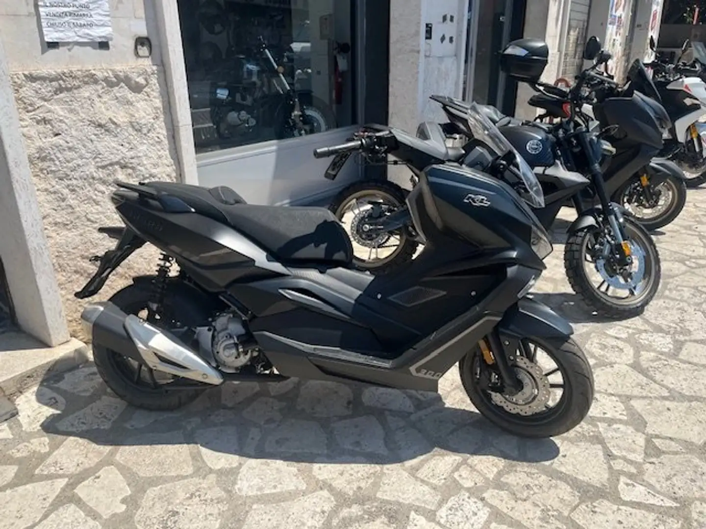 KL Motors Brera 300 kl brera 300 Nero - 2