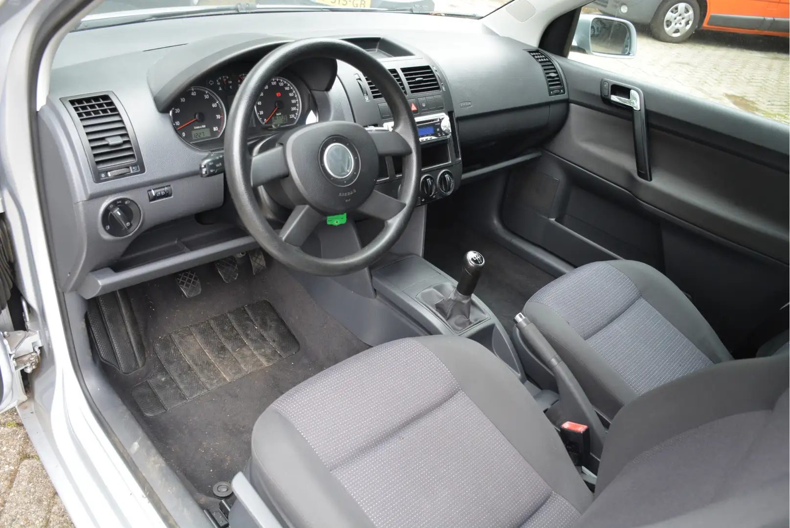 Volkswagen Polo 1.4-16V Athene Cruise Control Grijs - 2