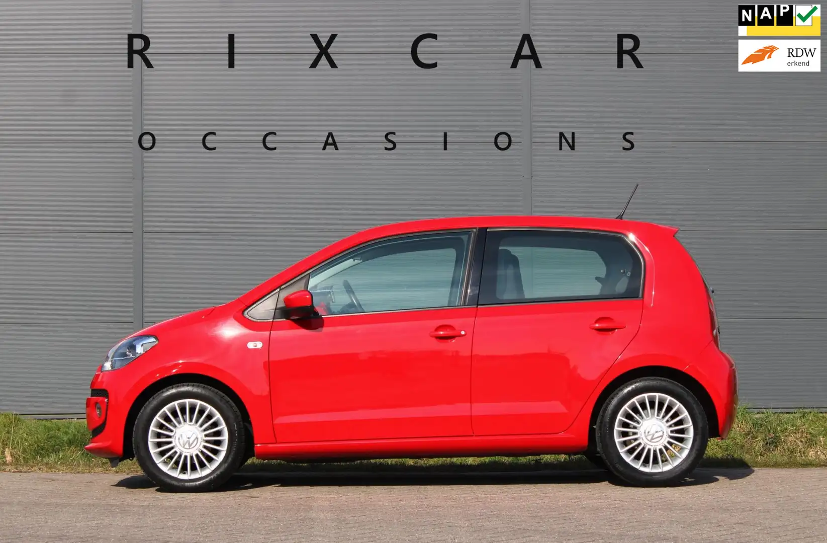 Volkswagen up! 1.0 High Up! Navi Fender Cruise Rood - 1