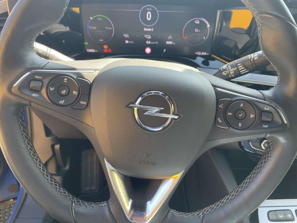 Opel Mokka E