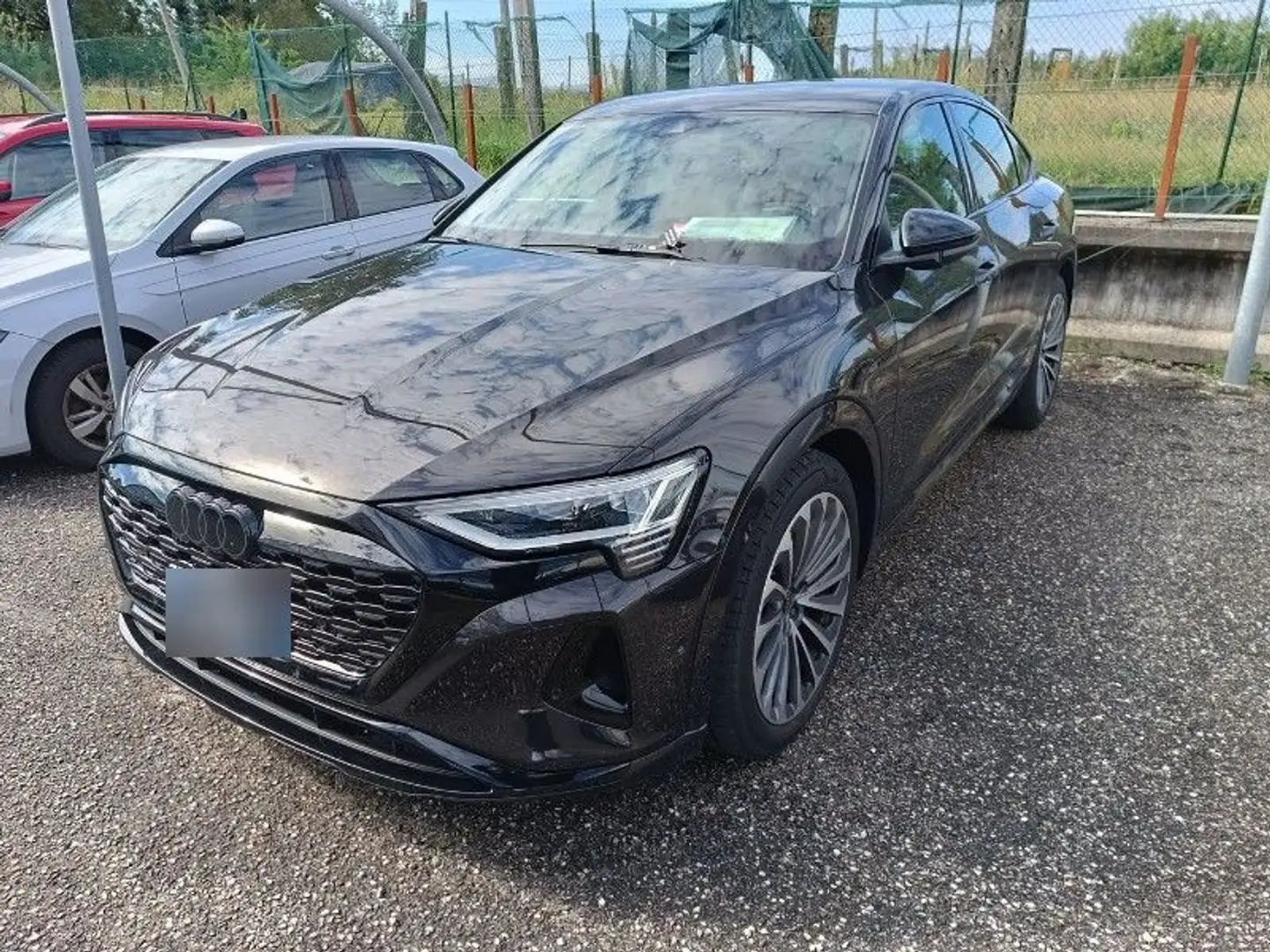 Audi Q8 e-tron Sportback  55 Matrix ACC Black Kamera Navi Luftfwk Braun - 2