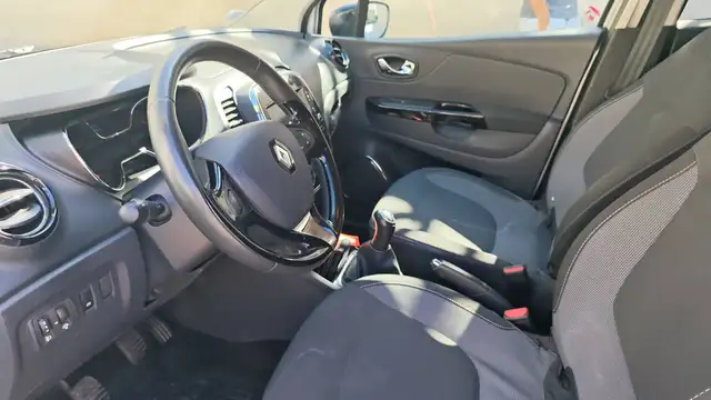 Renault Captur view 8