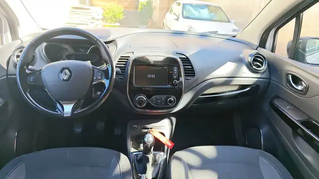 Renault Captur view 11