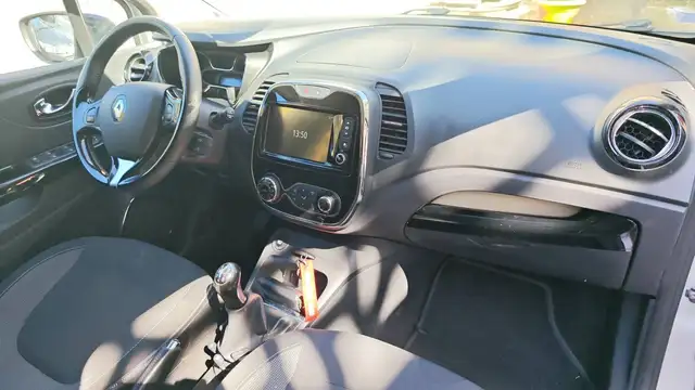Renault Captur view 10