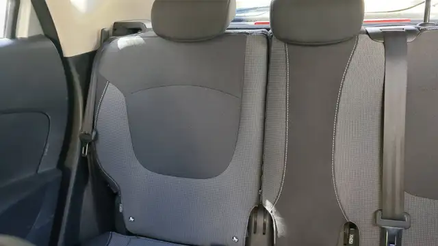 Renault Captur view 9