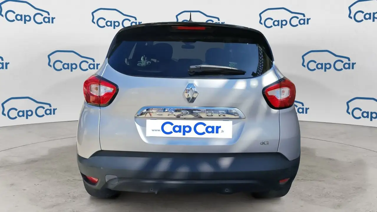Renault Captur — photo 3