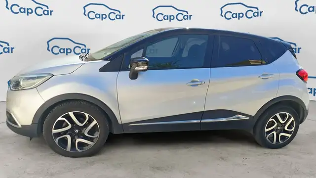 Renault Captur view 2