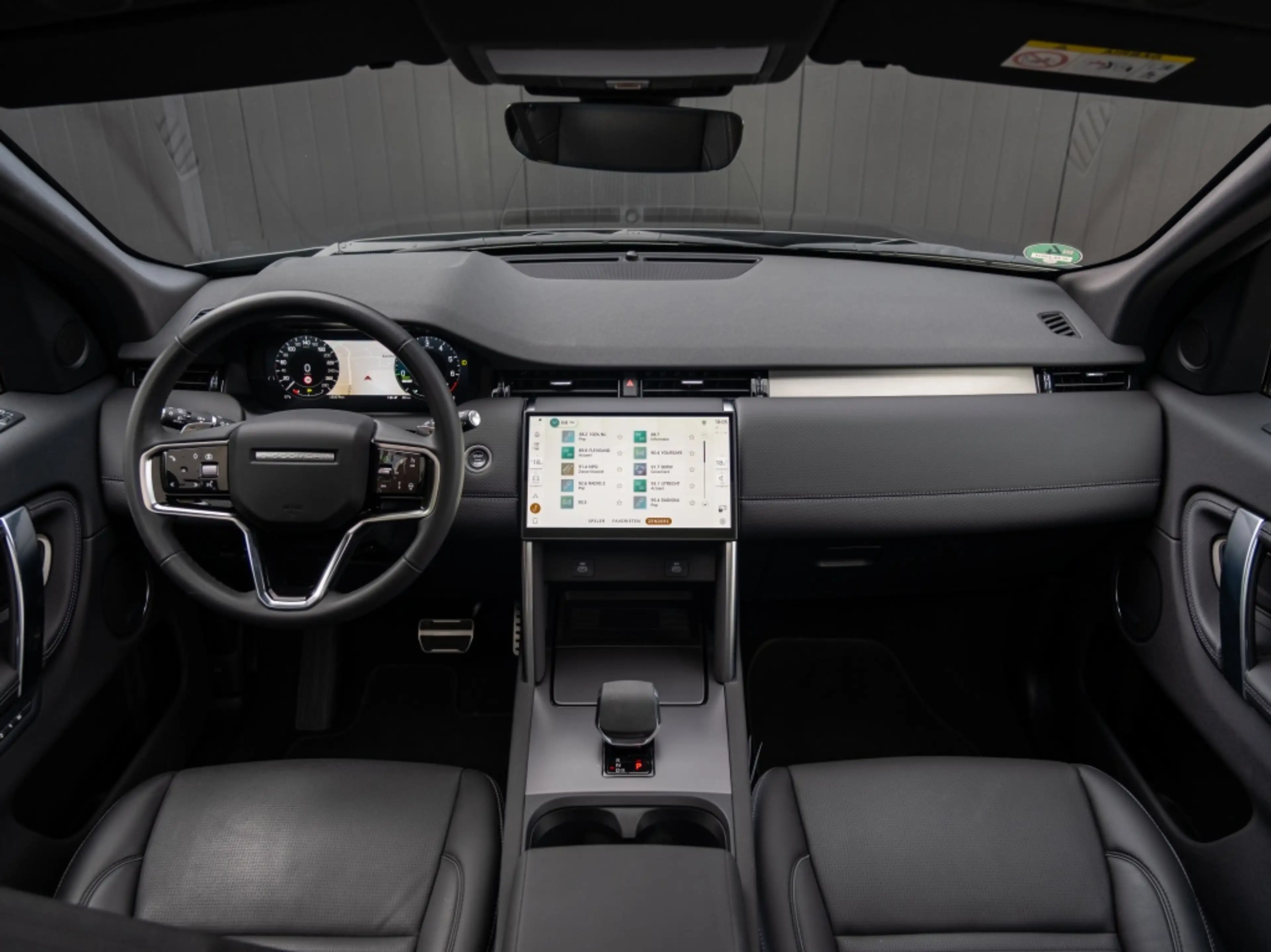 Land Rover Discovery Sport Hybrid Dynamic SE AWD Plugin Hybride | Elek Trekha — photo 8