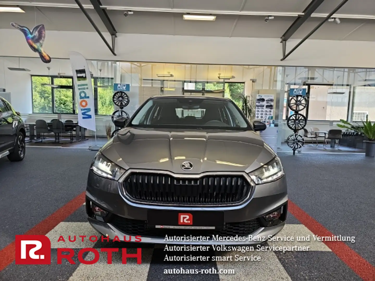 Skoda Fabia Fabia 1.0 TSI Selection OPF (EURO 6e) Autom./LED Gris - 2