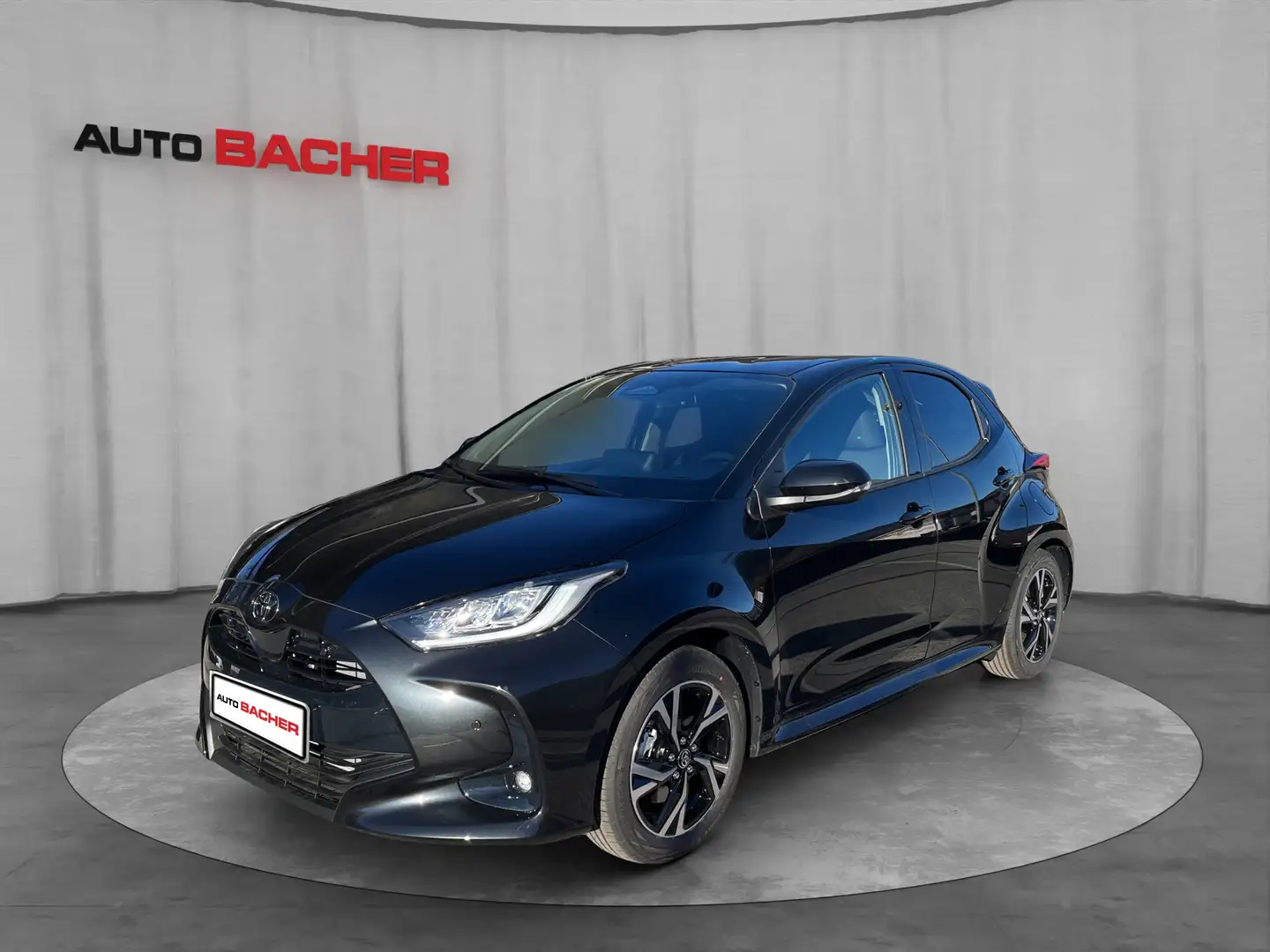Toyota Yaris 1,5 l Hybrid Active Drive Schwarz - 1