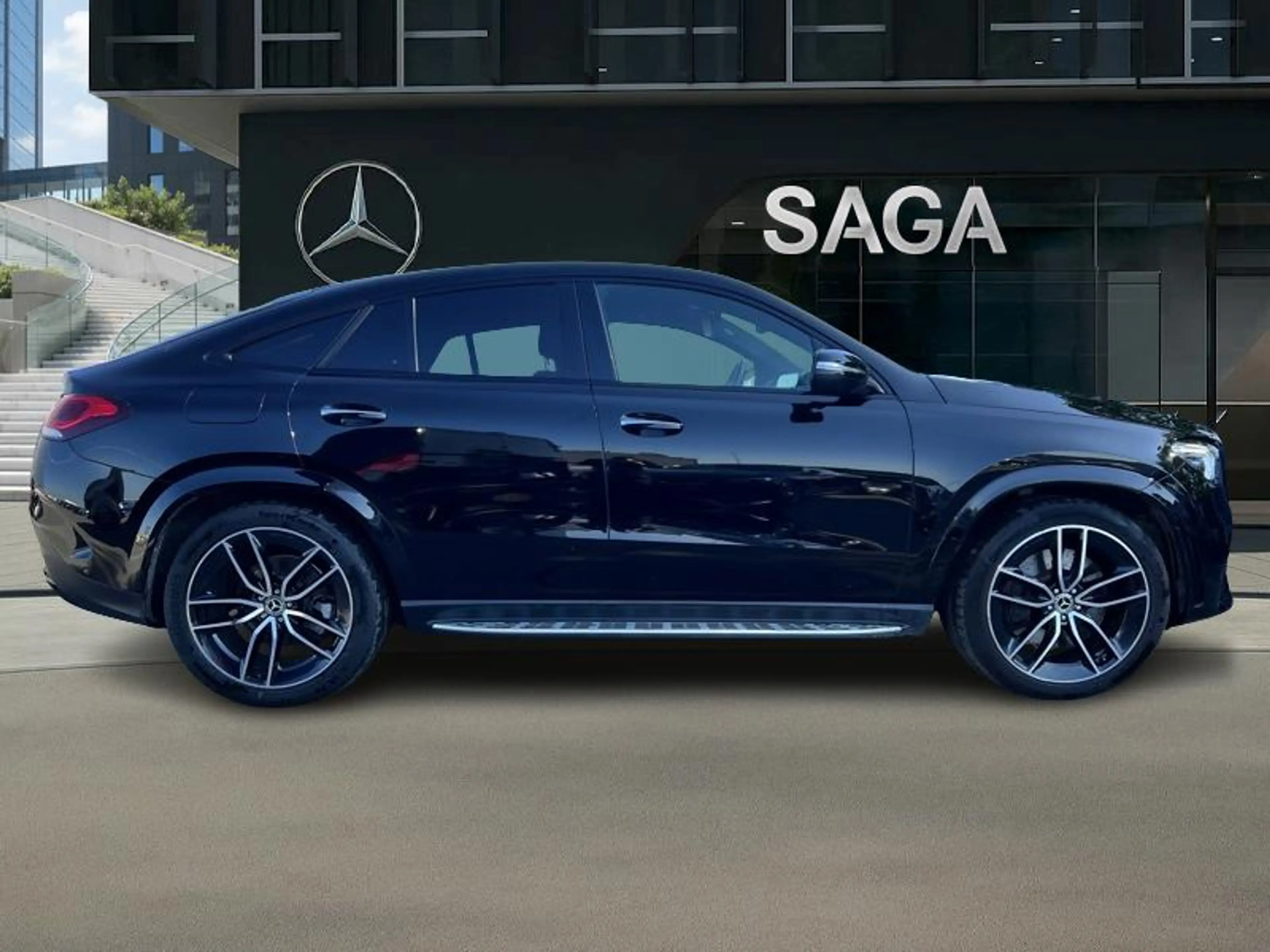 Mercedes-Benz GLE 350 de 4MATIC Coupé AMG Line — photo 6