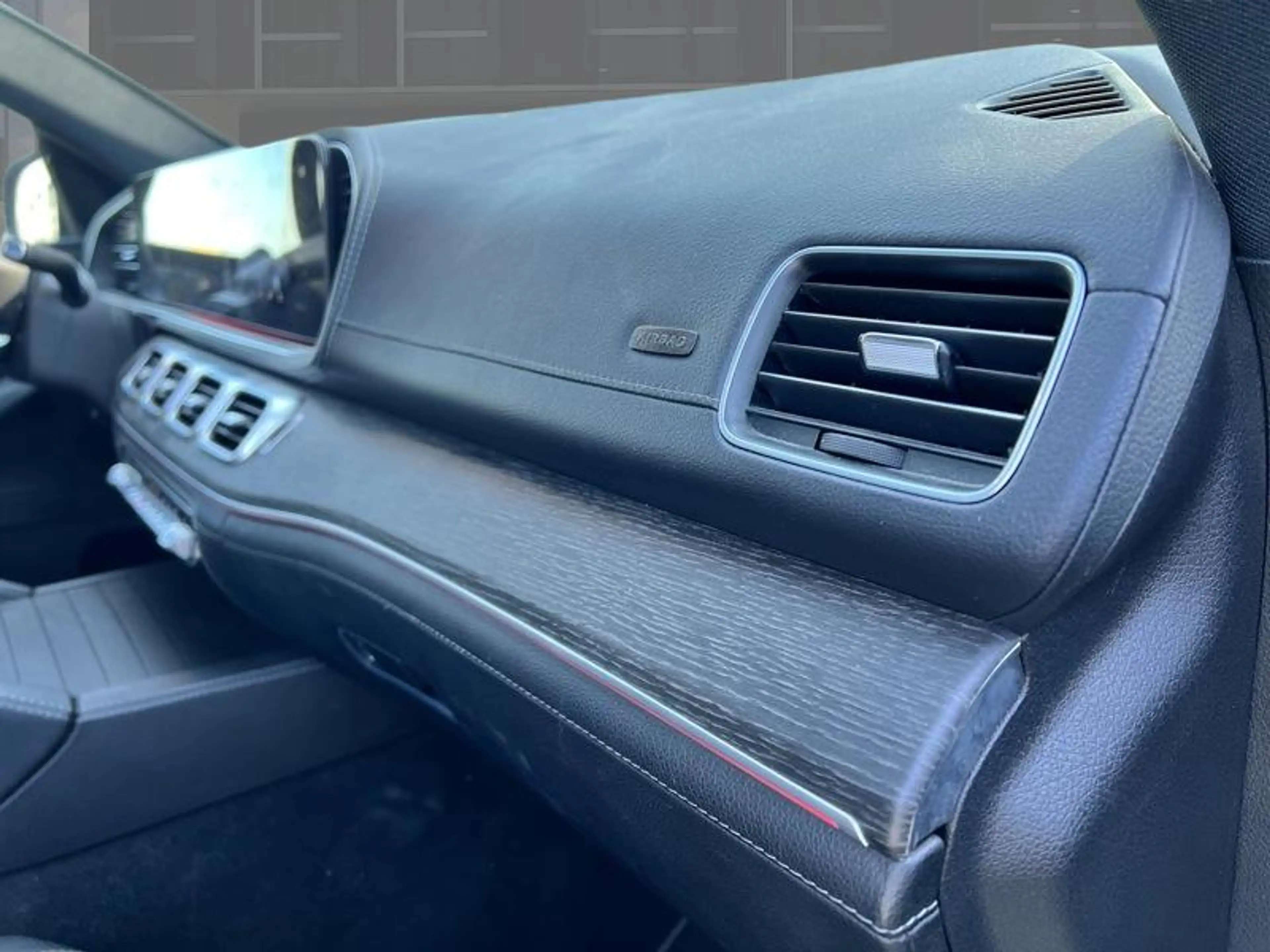 Mercedes-Benz GLE 350 de 4MATIC Coupé AMG Line — photo 12