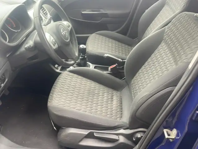Opel Corsa view 8