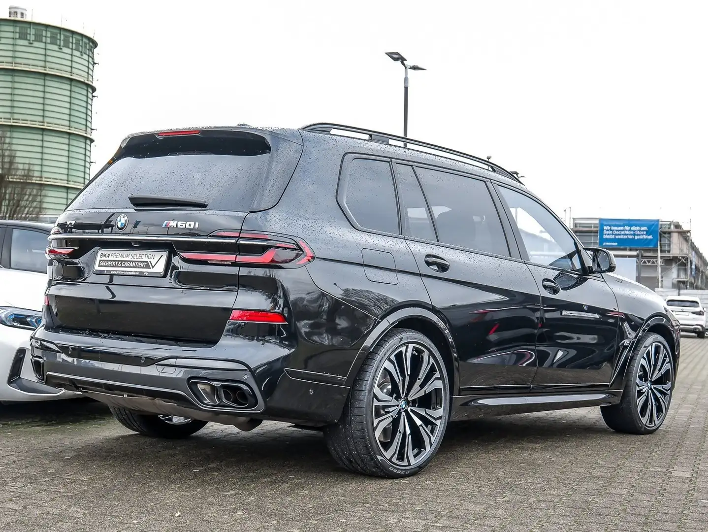 BMW X7 M 60i M Sport Pro AHK Pano Sky Lounge Standheiz. DA Schwarz - 2