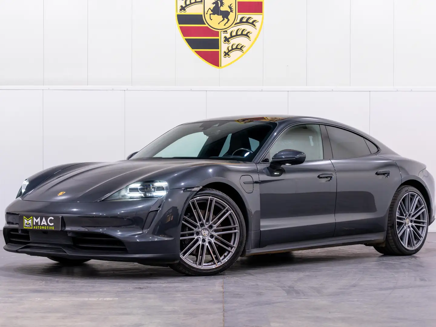 Porsche Taycan Performance Batterij /Pano Dak/ 4 zone Grijs - 1