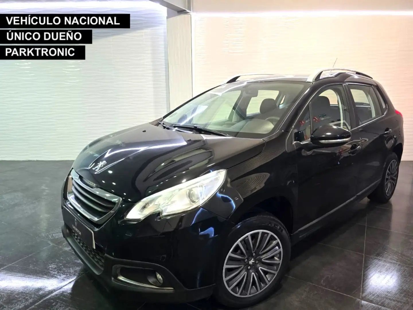 Peugeot 2008 1.2 PureTech Style 82 Nero - 1