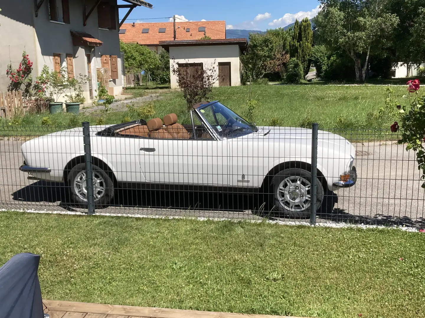 Peugeot 504 Deux Litres - 1