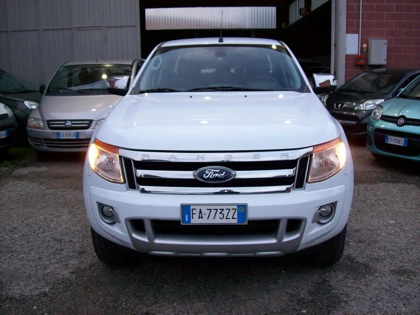 Ford Ranger Ranger 2.2 tdci double cab Limited auto Bianco - 1