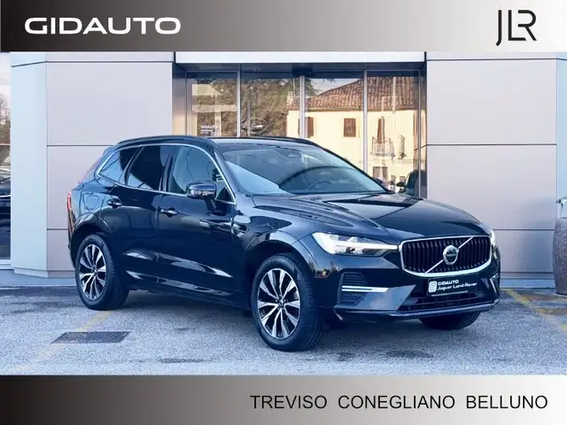 Volvo XC60 B4 D AWD automatico Plus Dark