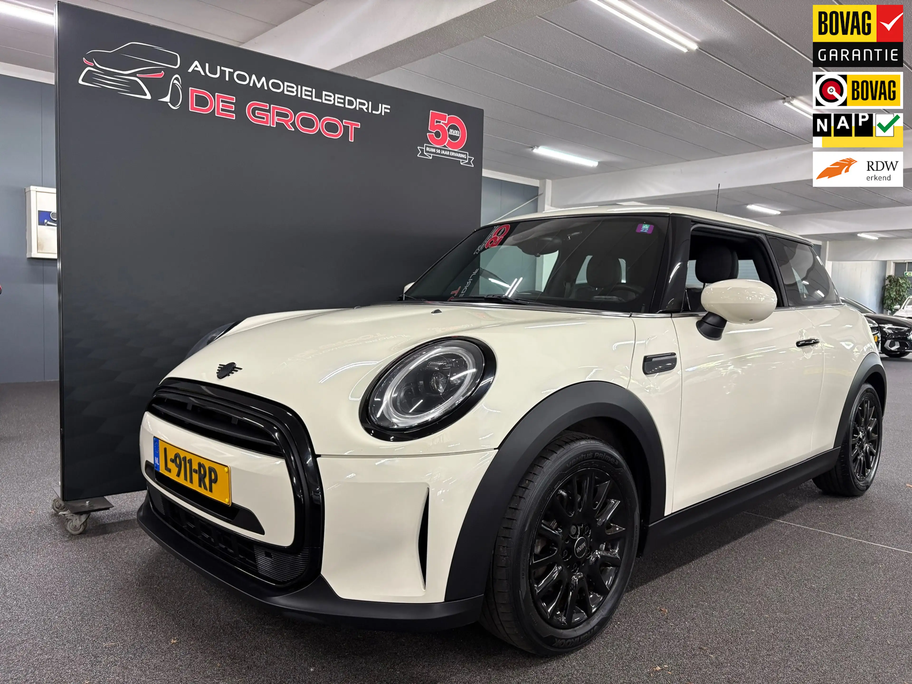 MINI One 3-Deurs 1.5 Classic/ NL auto/ Eerste eigenaar/ BTW