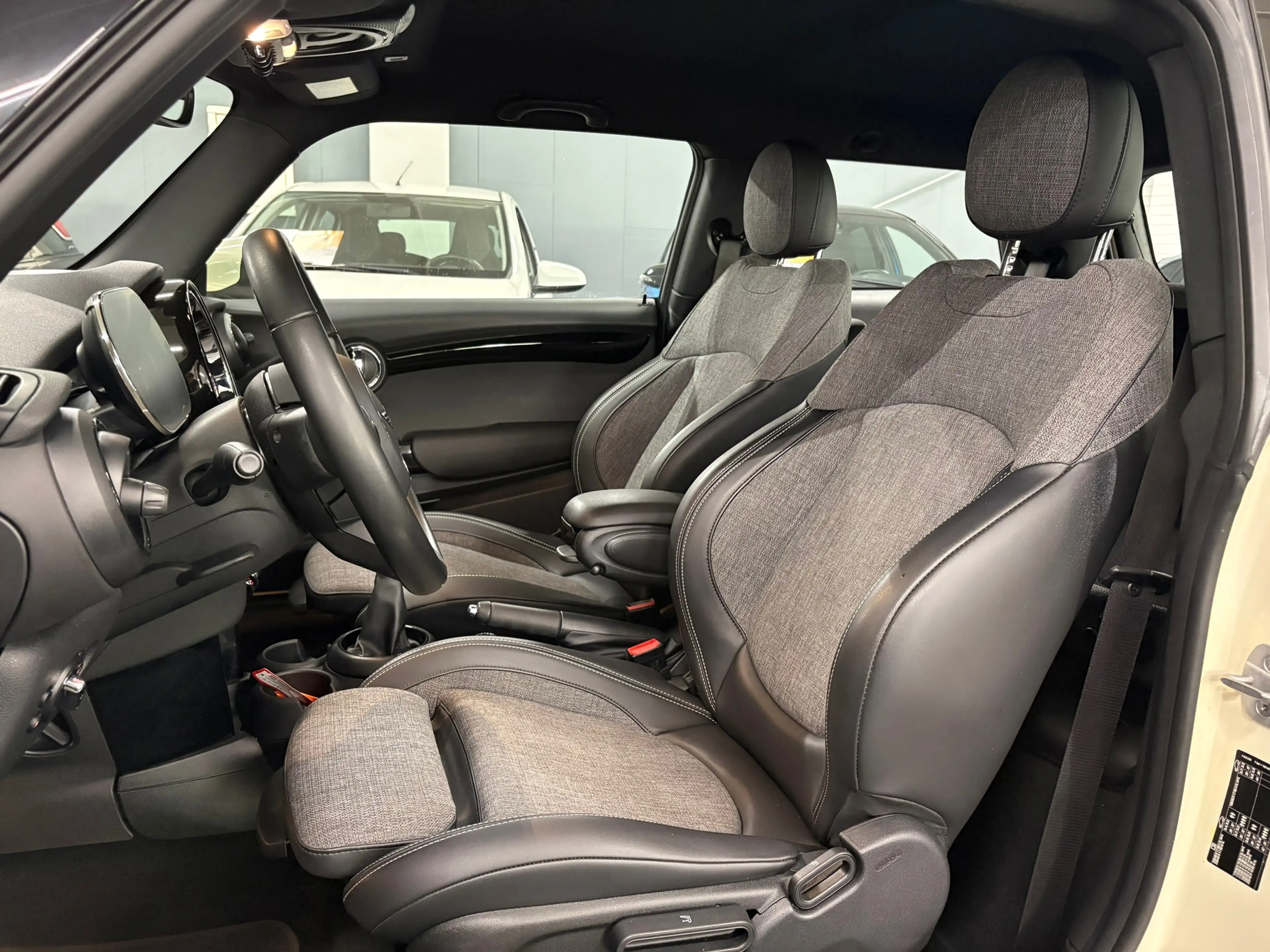 MINI One 3-Deurs 1.5 Classic/ NL auto/ Eerste eigenaar/ BTW — photo 10