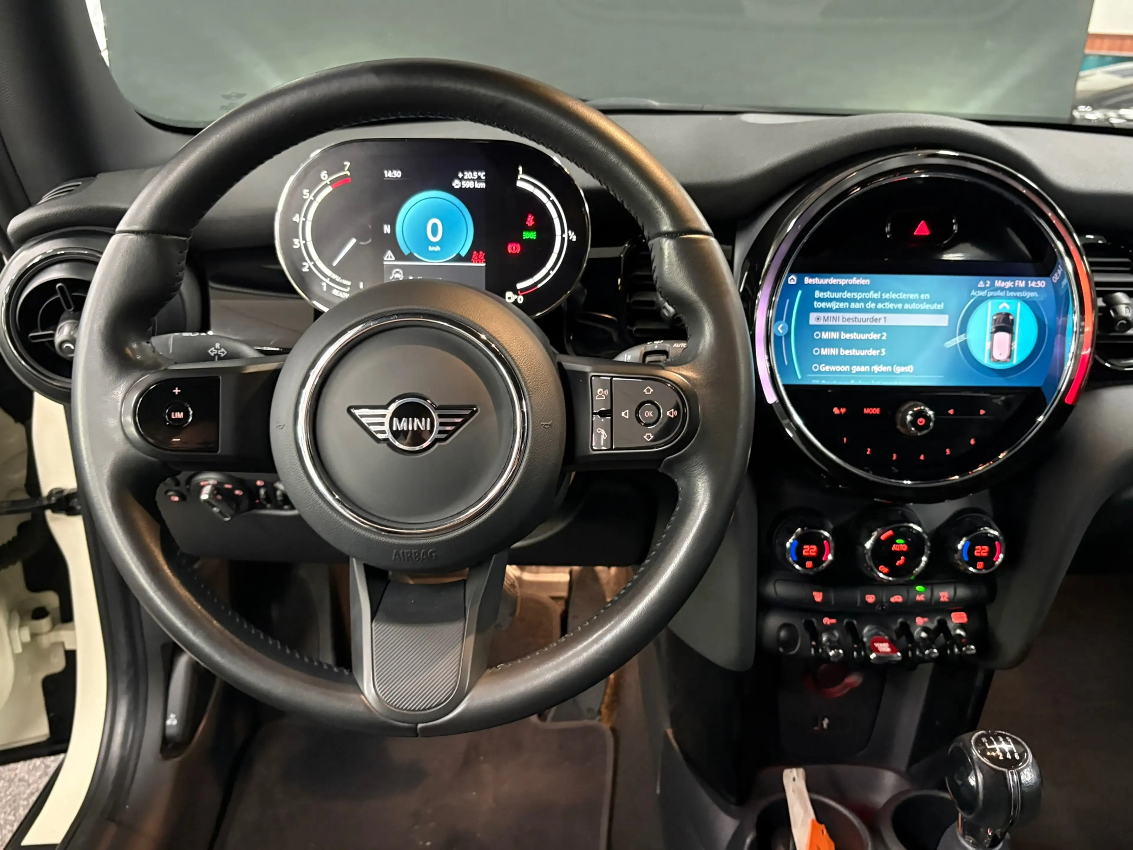 MINI One 3-Deurs 1.5 Classic/ NL auto/ Eerste eigenaar/ BTW — photo 14