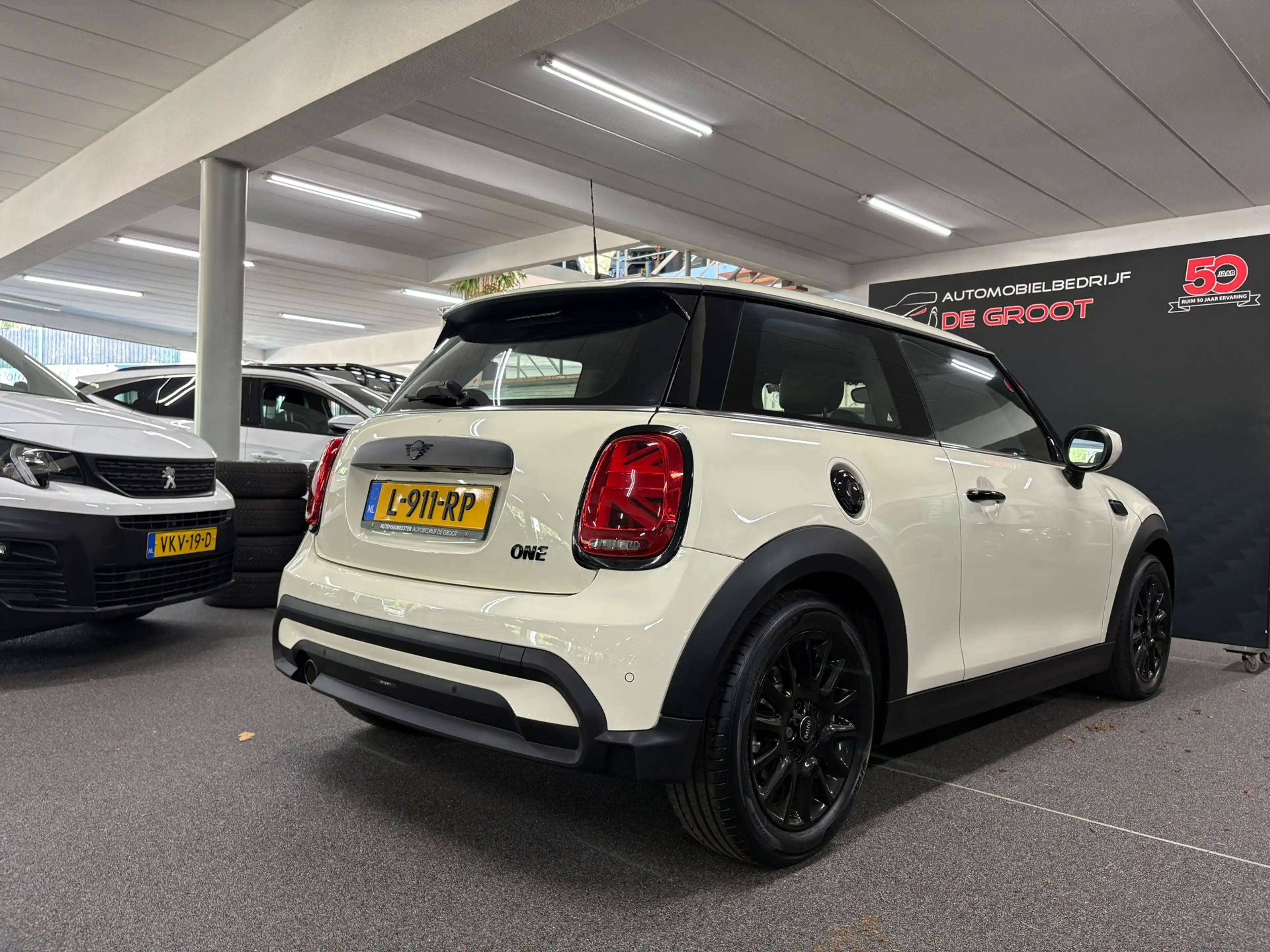 MINI One 3-Deurs 1.5 Classic/ NL auto/ Eerste eigenaar/ BTW — photo 6