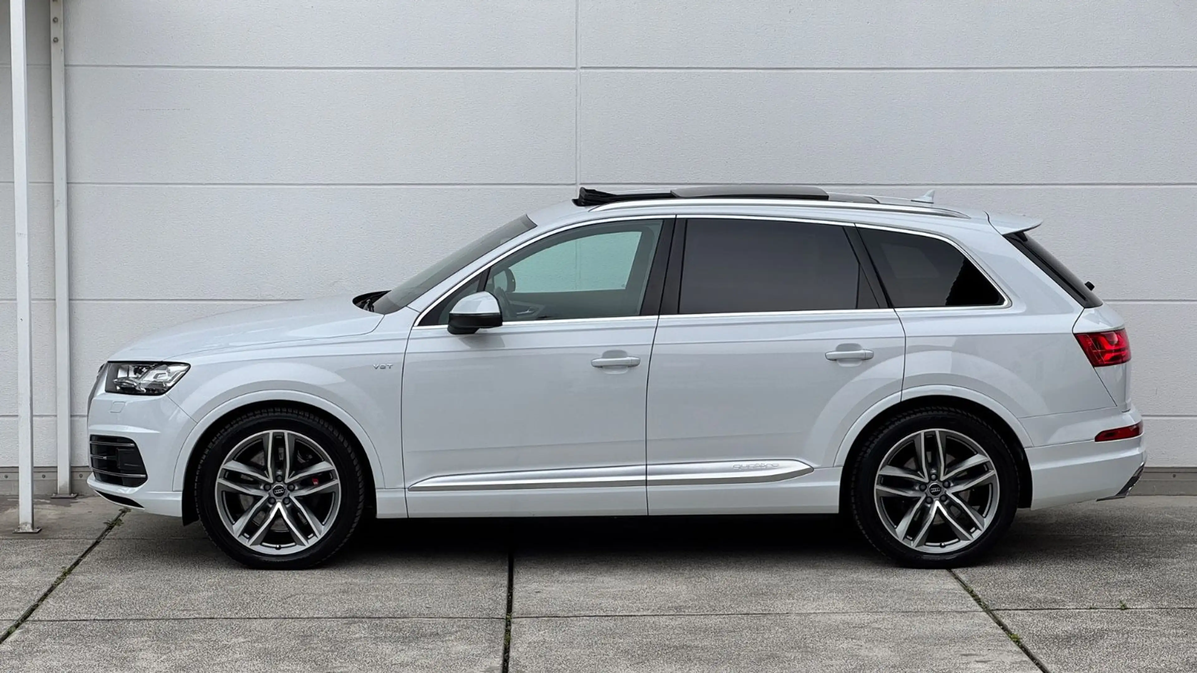 Audi SQ7 4.0TDI quattro*7-Sitz*TV*Pano*Matrix*Standhz — photo 6