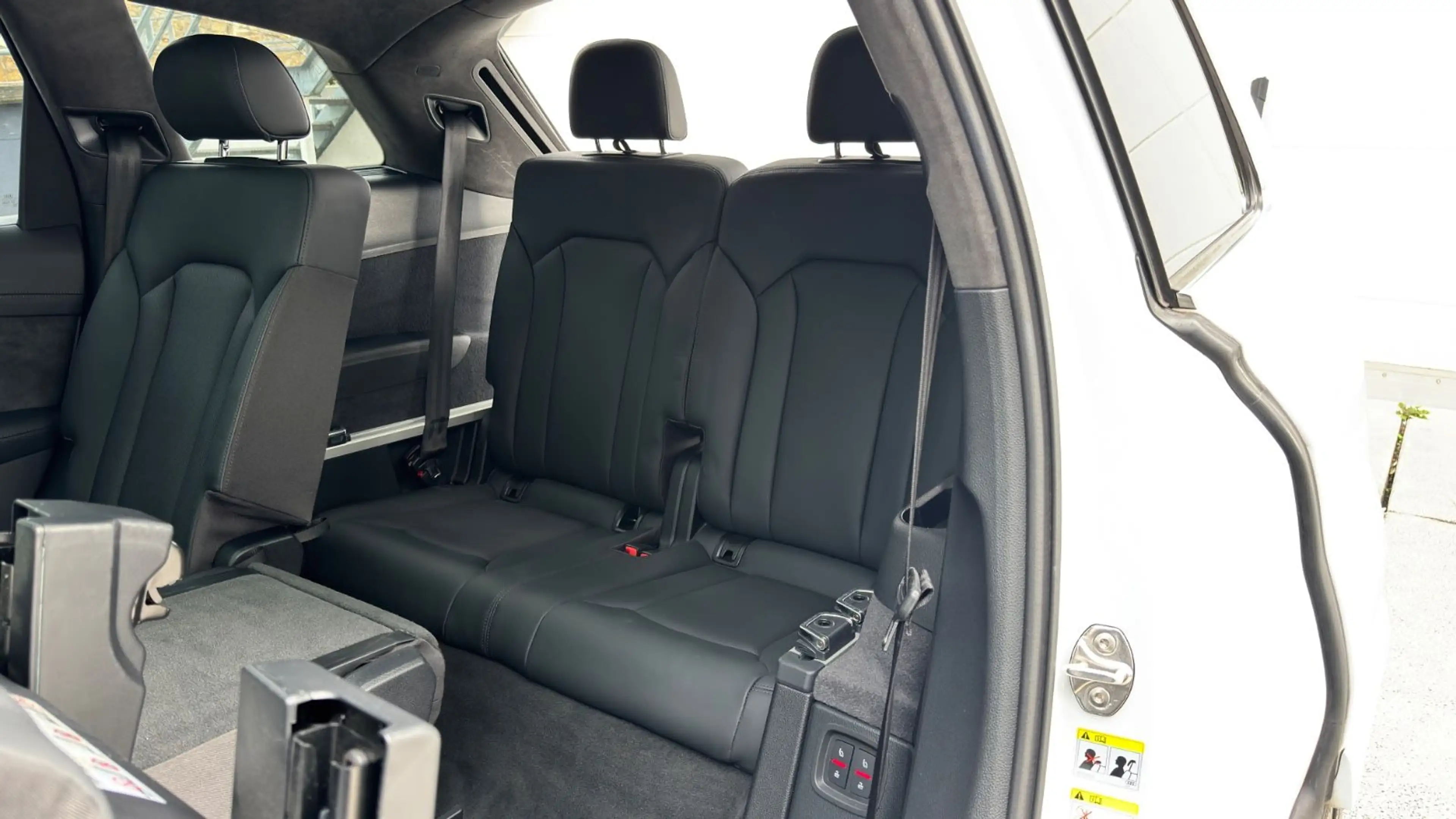 Audi SQ7 4.0TDI quattro*7-Sitz*TV*Pano*Matrix*Standhz — photo 31