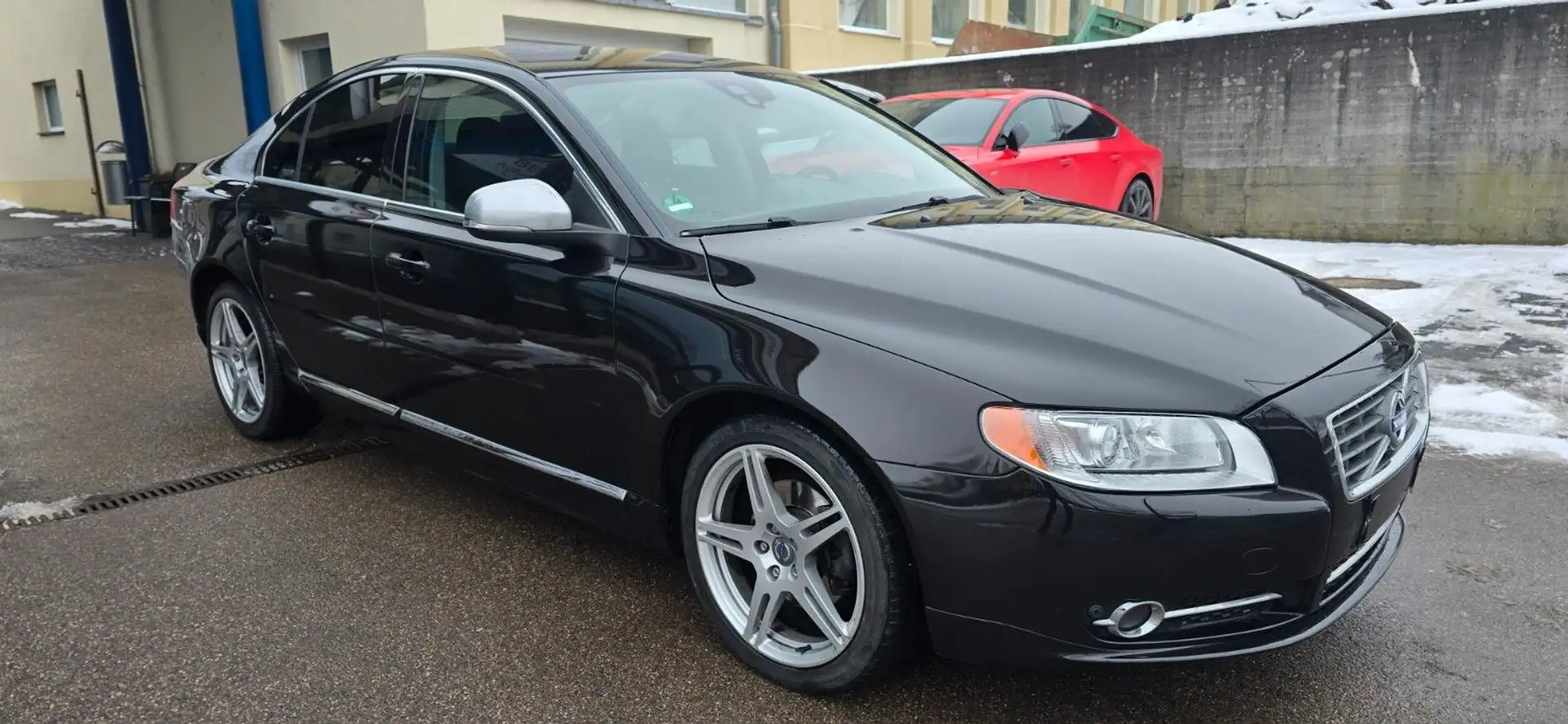 Volvo S80 Lim. D2 Summum Schwarz - 2