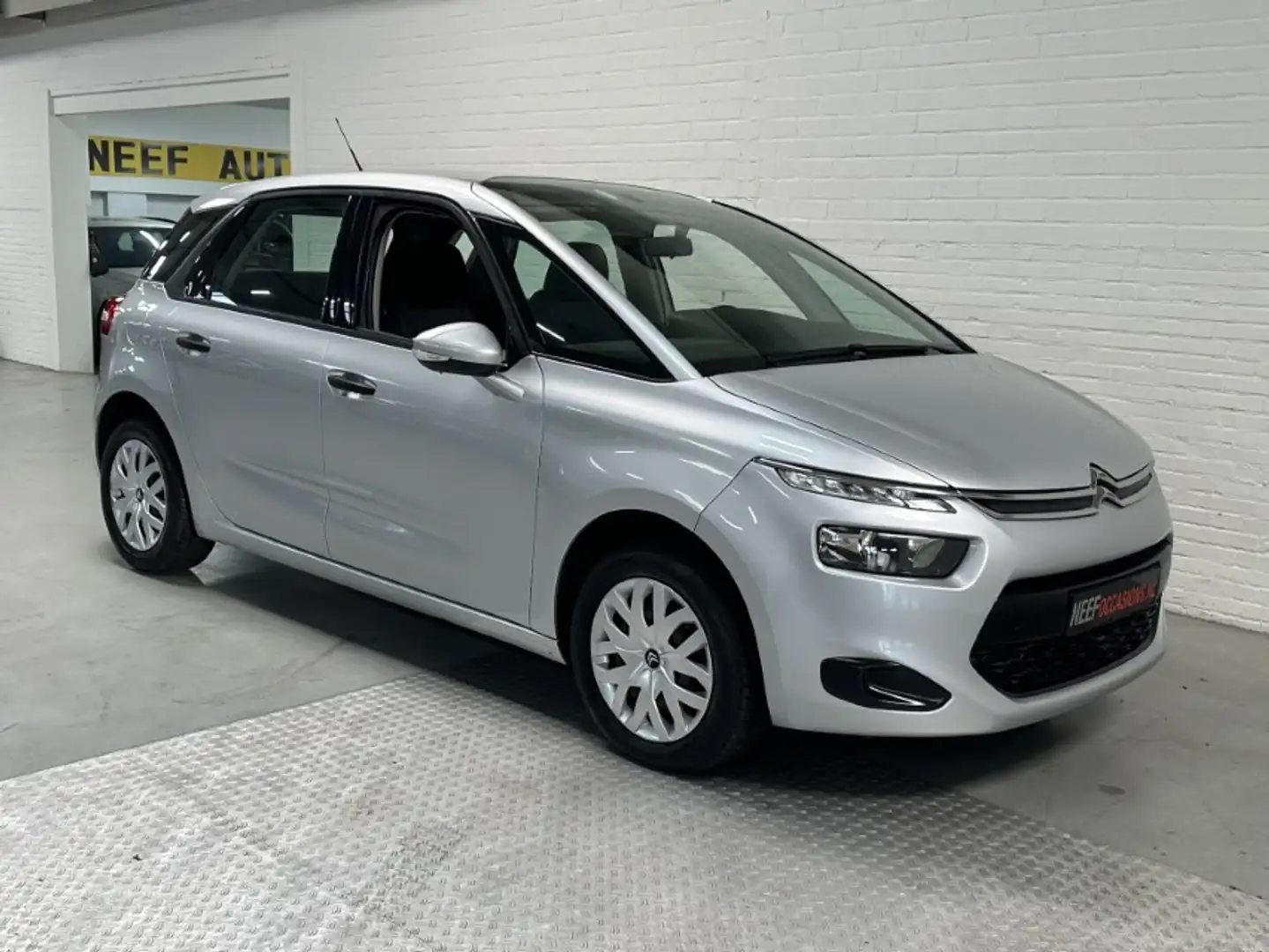 Citroen C3 Picasso 1.2 PureTech Exclusive CLIMA / CRUISE / 1e EIGENAA Grau - 2