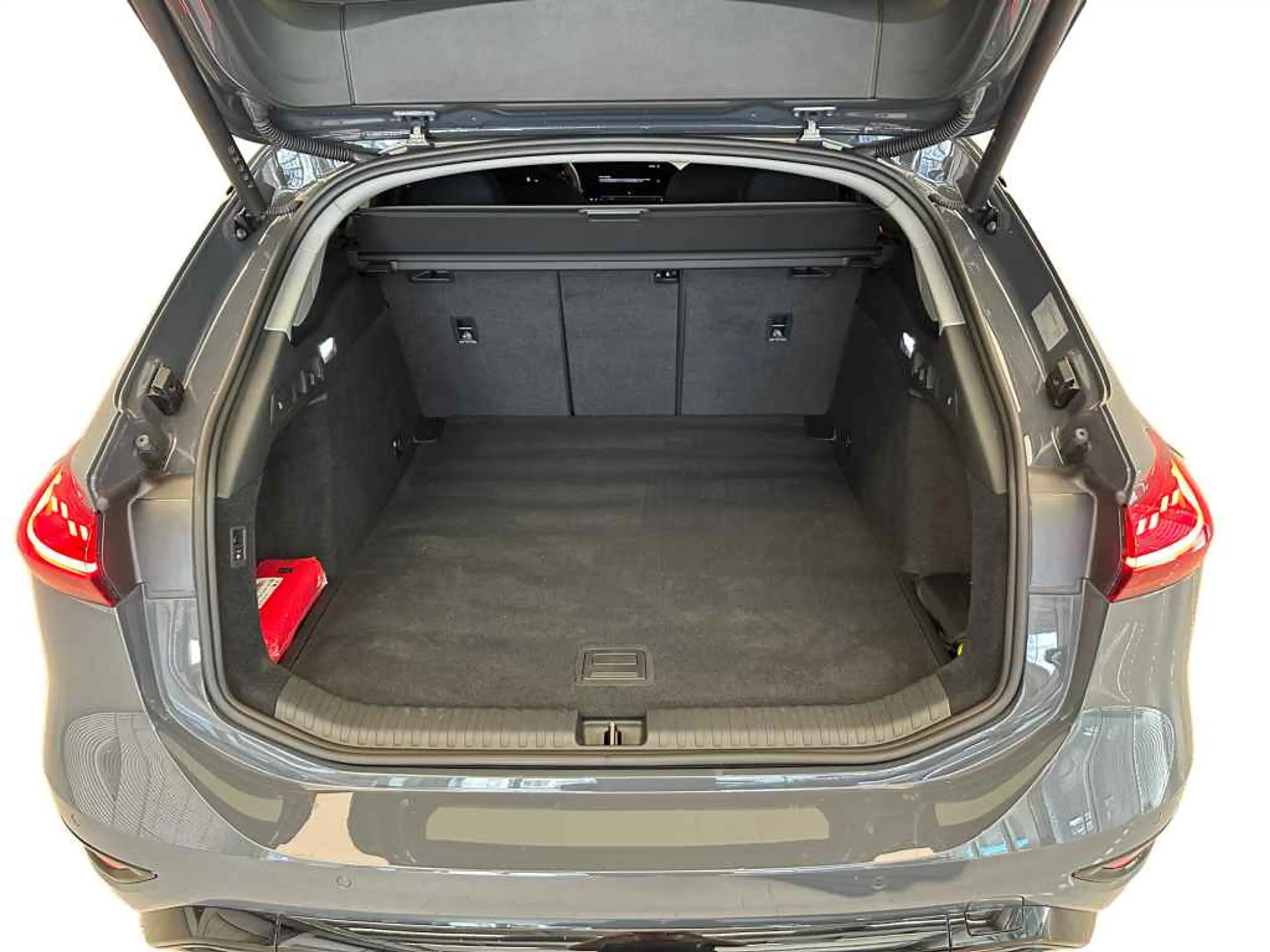 Audi A6 e-tron Avant qua *AHK*WÄRME*MATRIX*HUD*360* — photo 8
