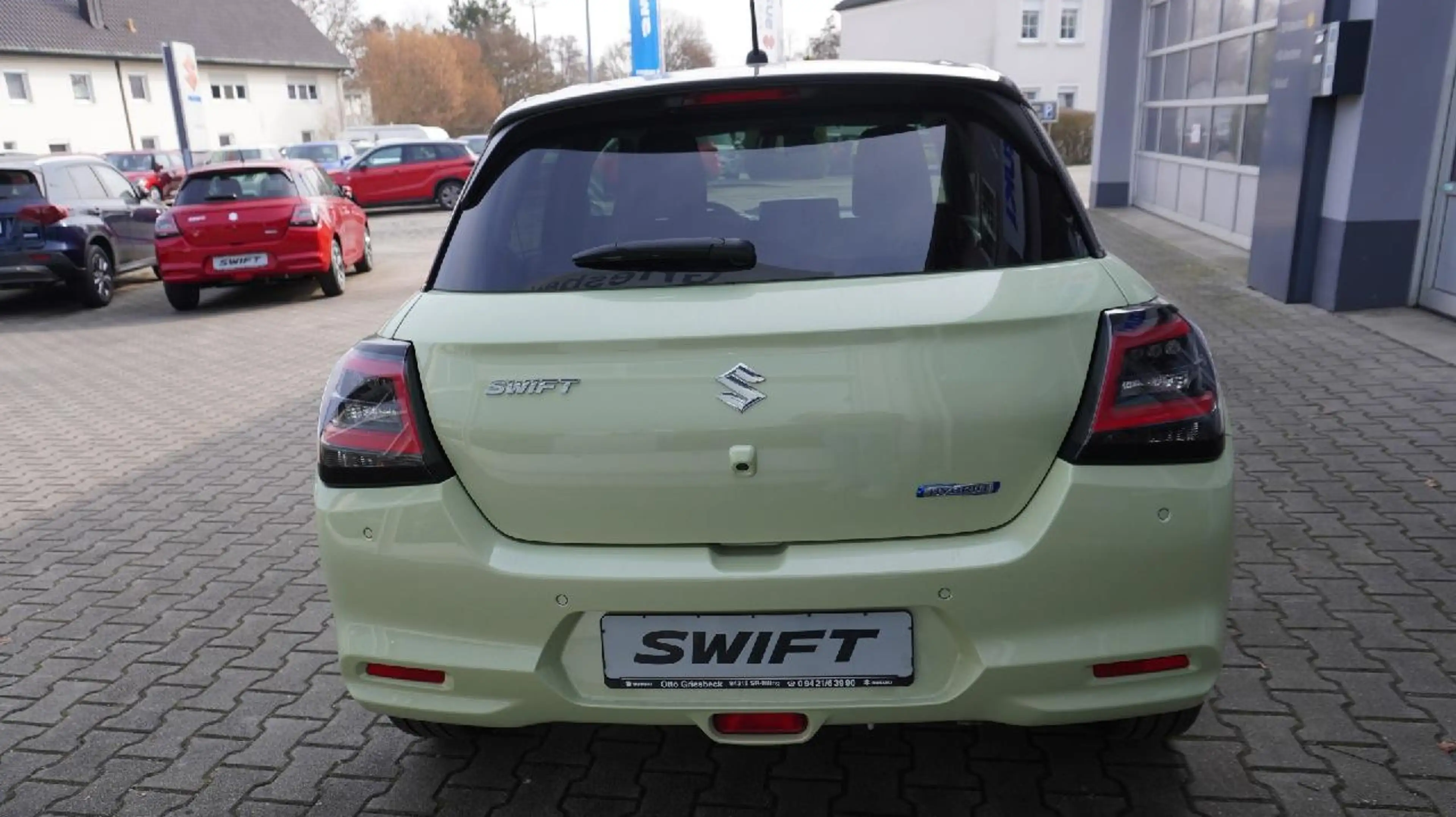 Suzuki Swift 1.2 Dualjet Hybrid 61 kW Comfort+ — photo 7