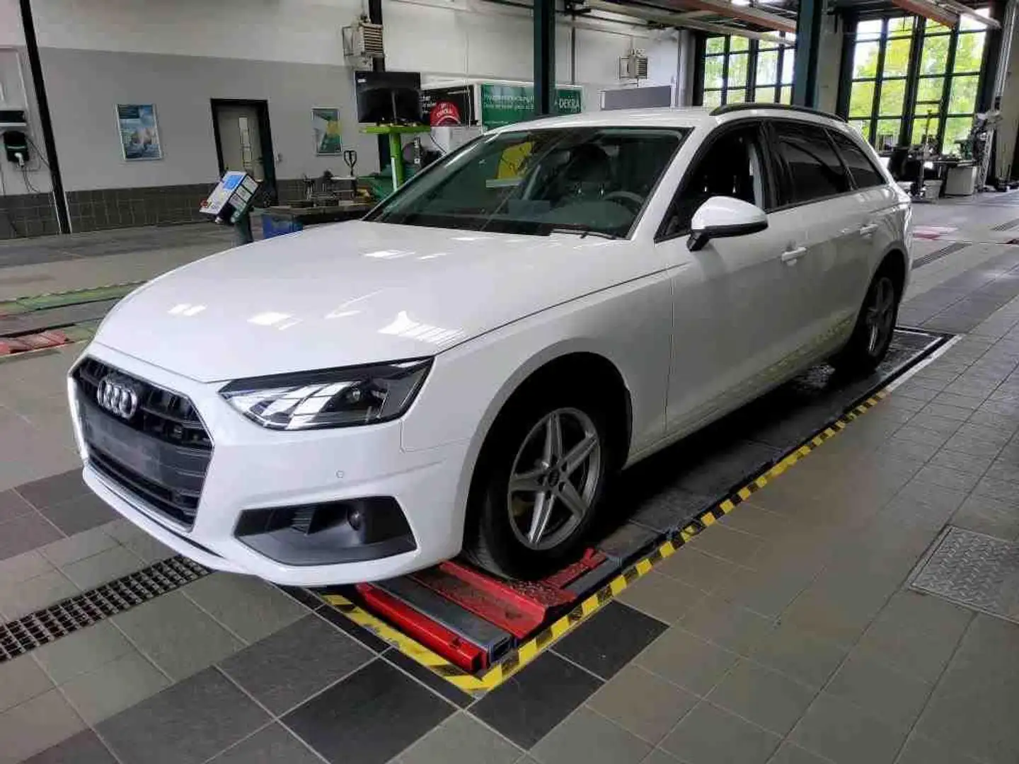 Audi A4 35 TDI *S-TRONIC*LED*NAVI*PDC*1.HAND* Weiß - 2