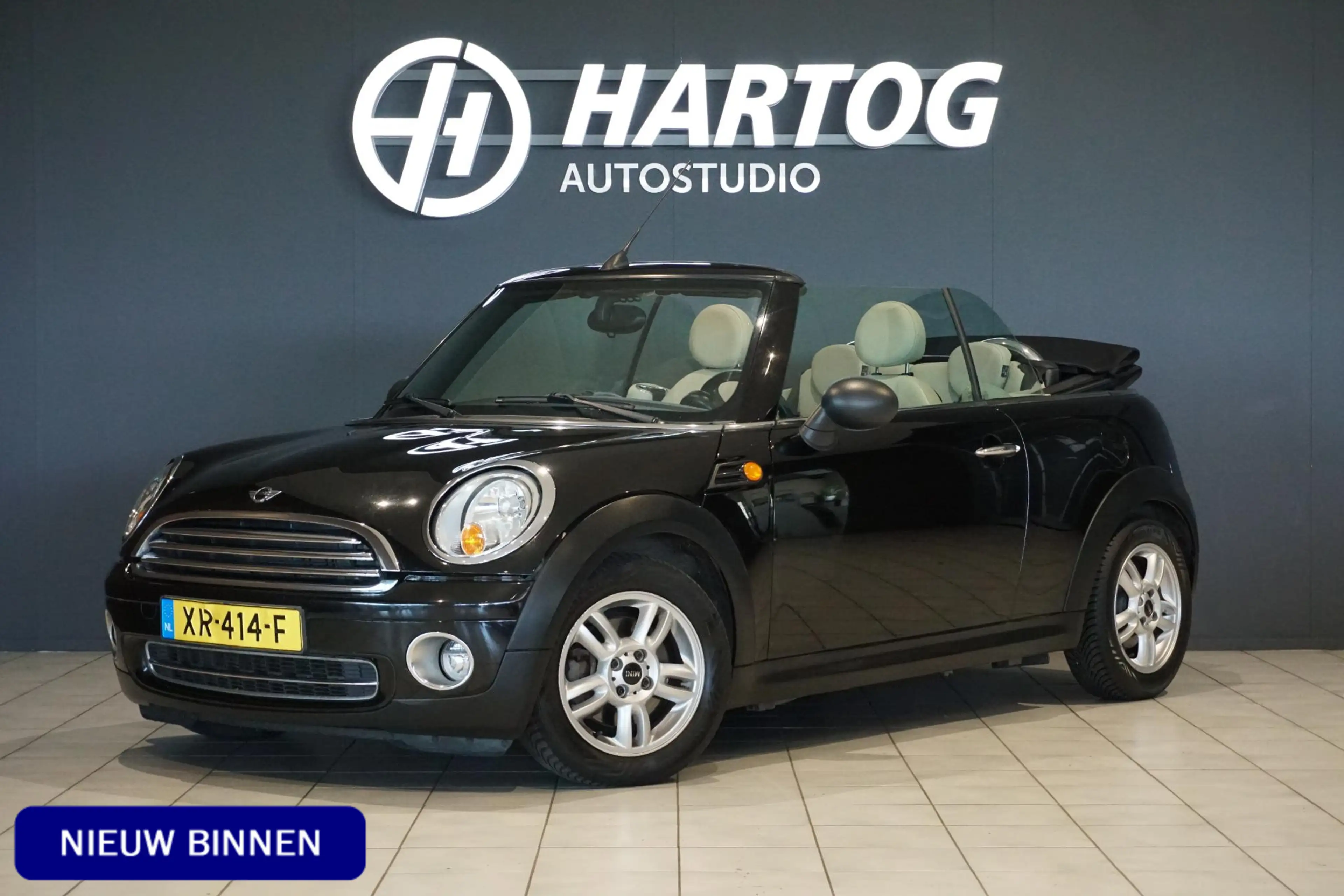 MINI One Cabrio 1.6 Chili + LEDER / PDC