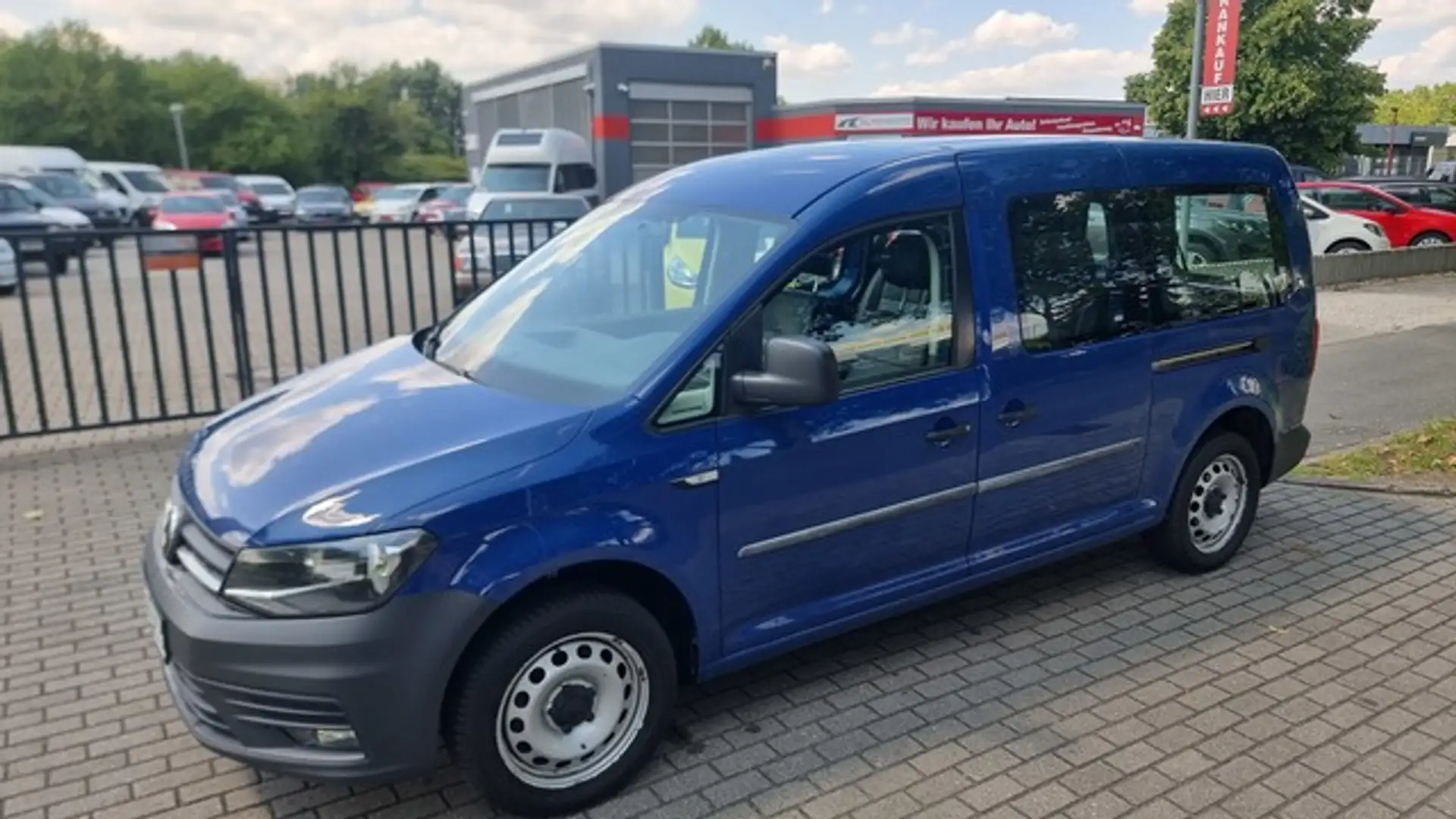Volkswagen Caddy 4 MAXI 5-Sitzer 2,0 TDi BMT super Zustand Azul - 1