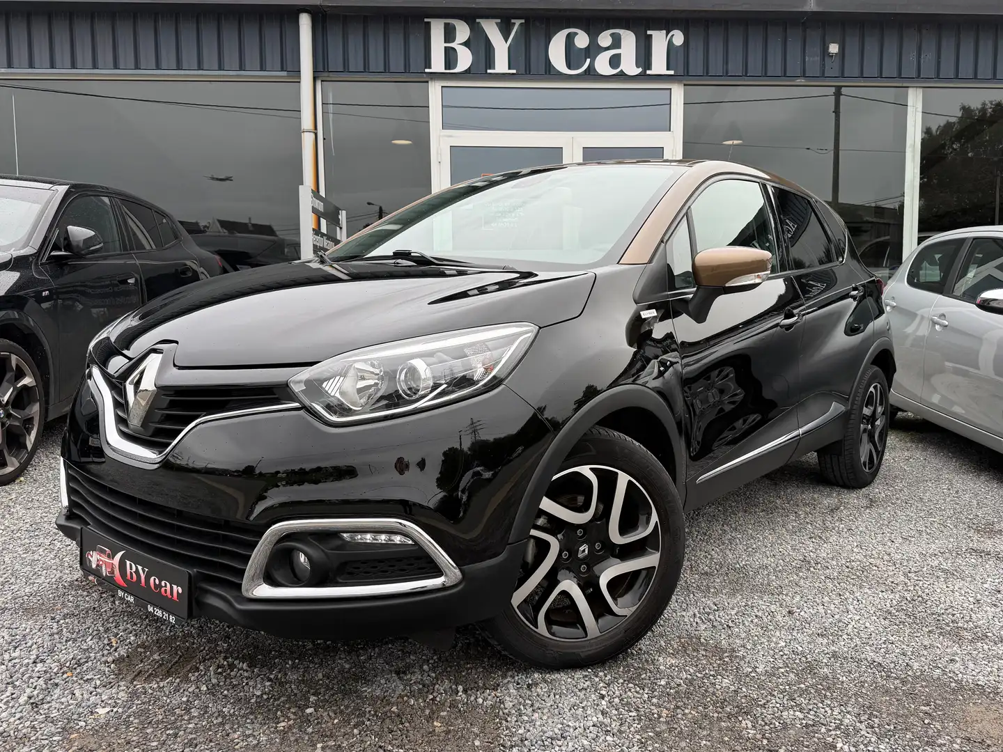 Renault Captur 1.2 TCe BOITE AUTO *GARANTIE 2 ANS* 30.000 KM Noir - 1