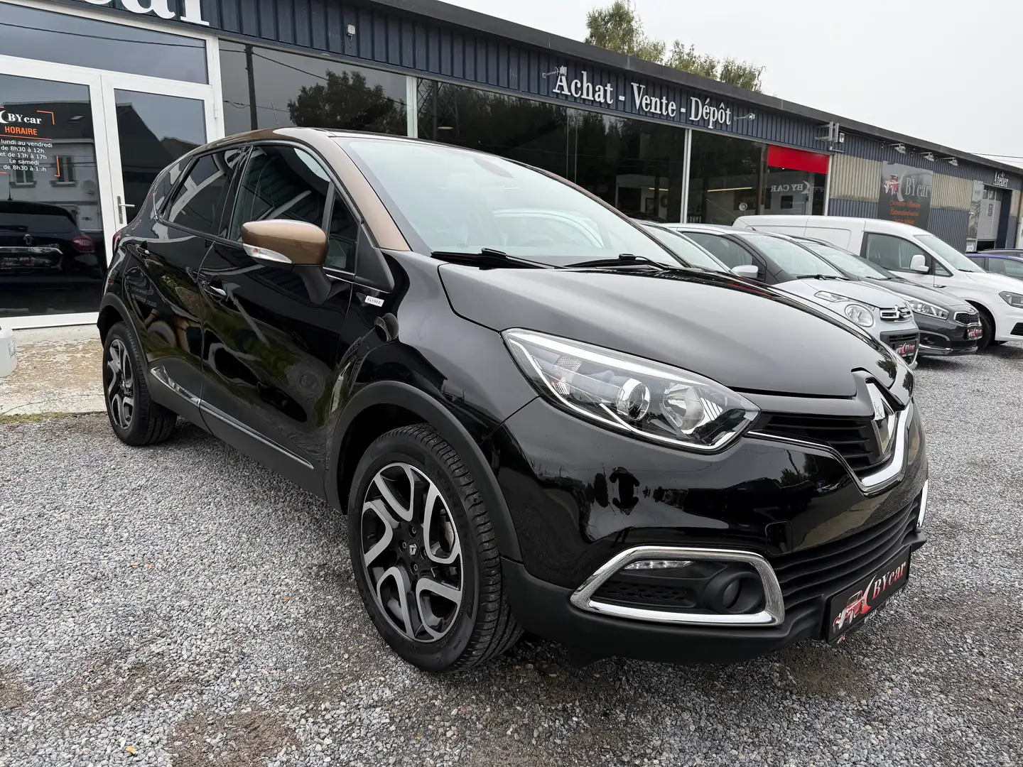 Renault Captur 1.2 TCe BOITE AUTO *GARANTIE 2 ANS* 30.000 KM Noir - 2